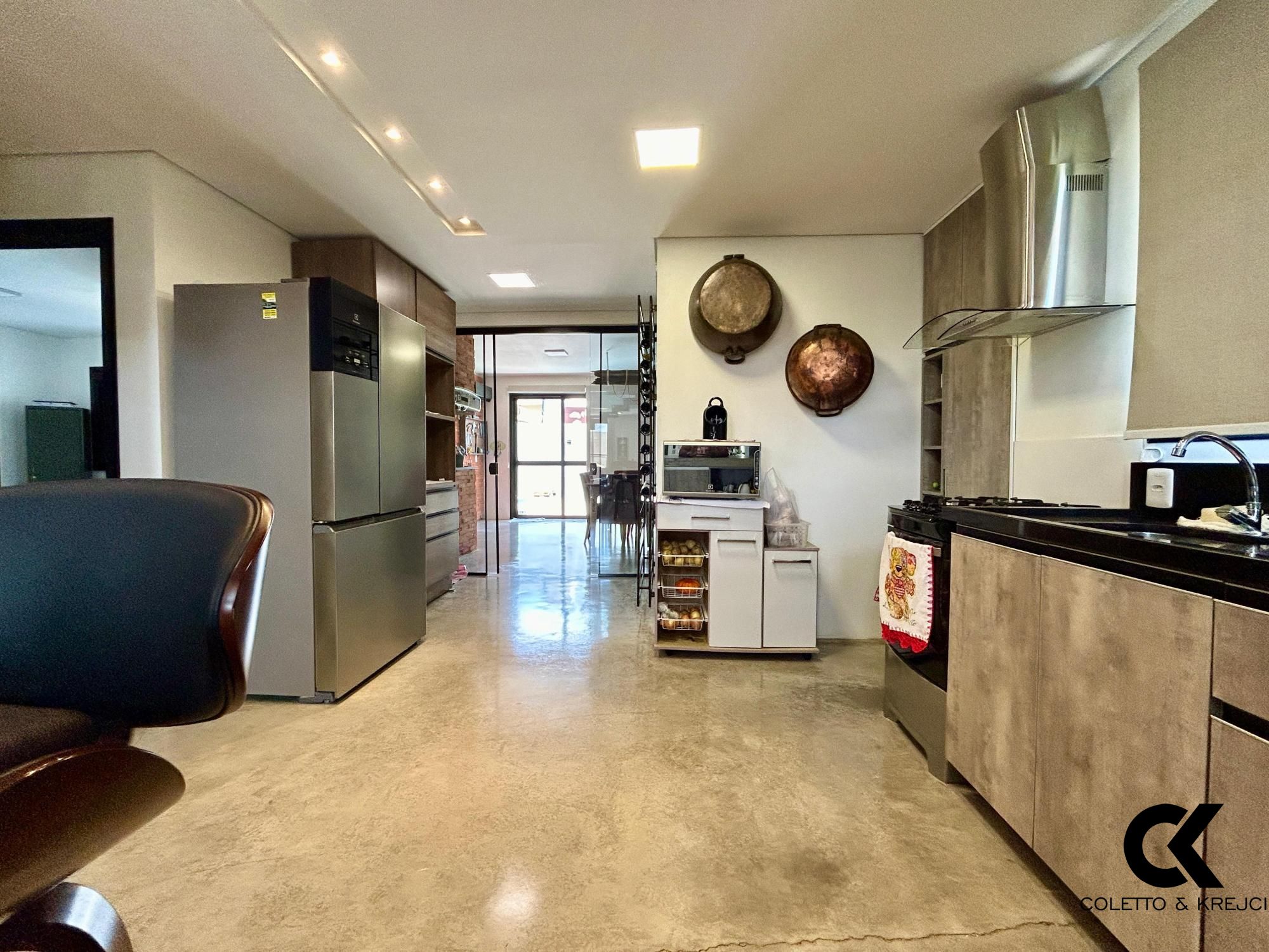 Casa à venda com 3 quartos, 224m² - Foto 19