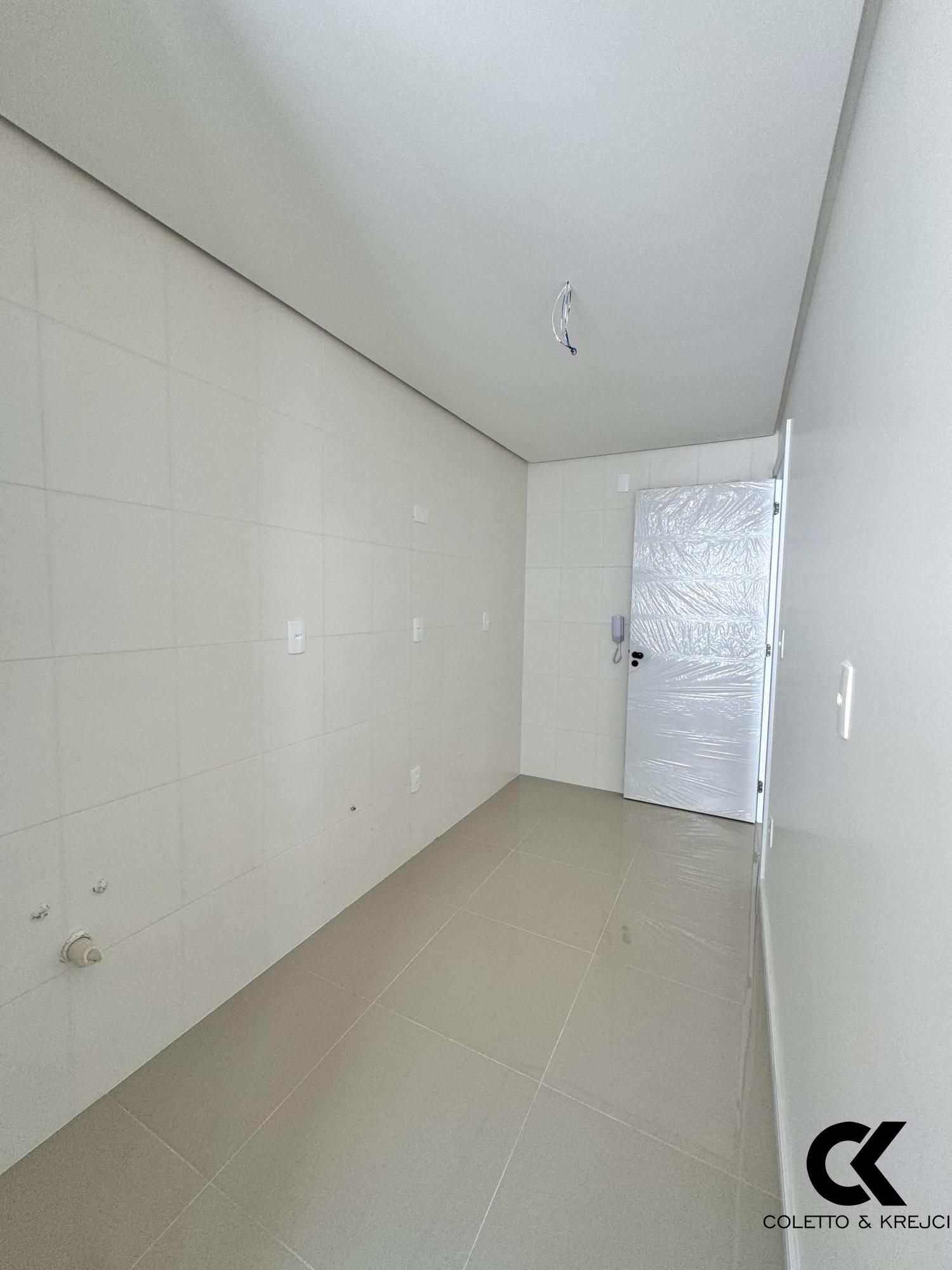 Apartamento à venda com 2 quartos, 84m² - Foto 8