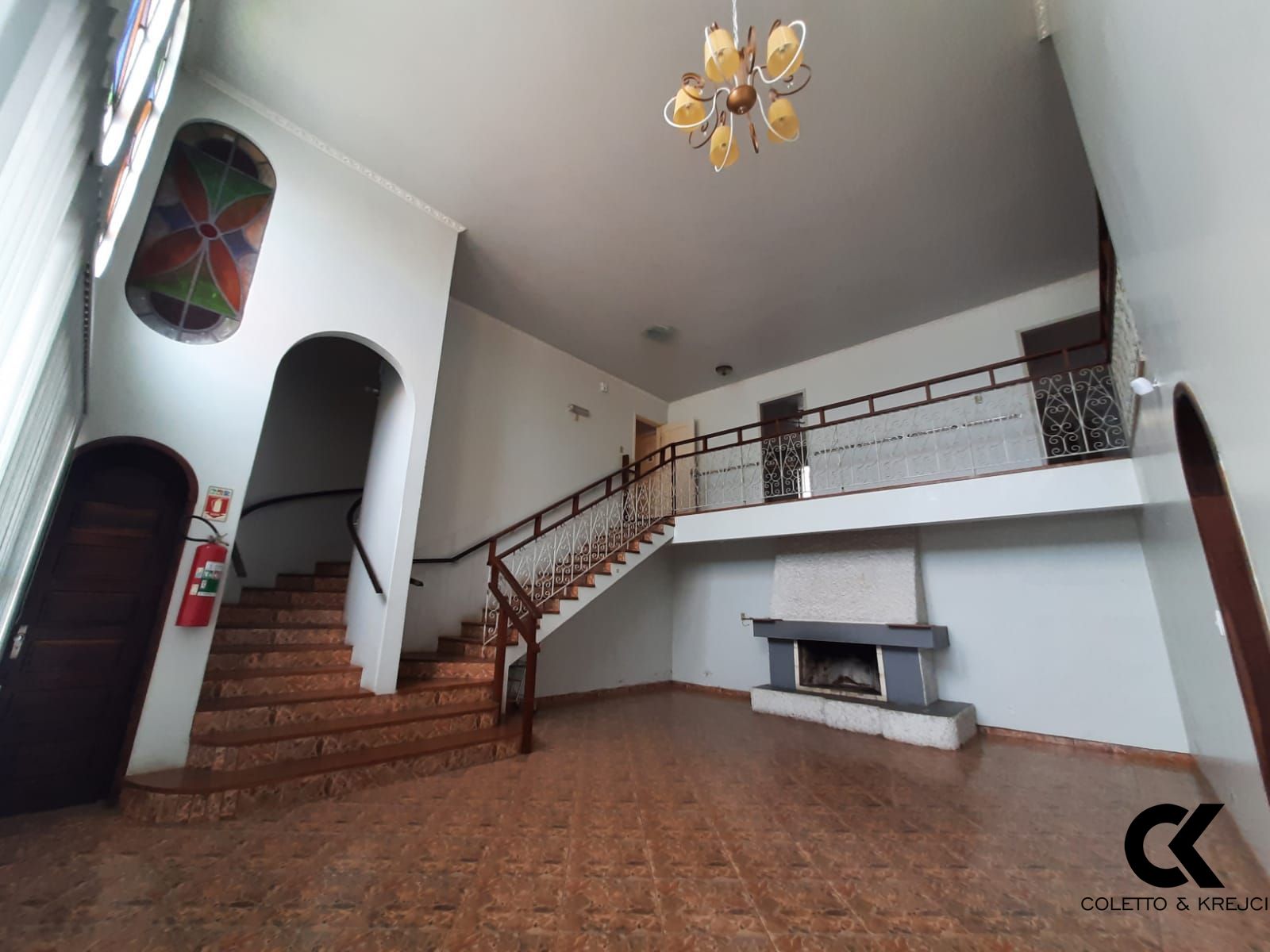 Casa, 5 quartos, 418 m² - Foto 1