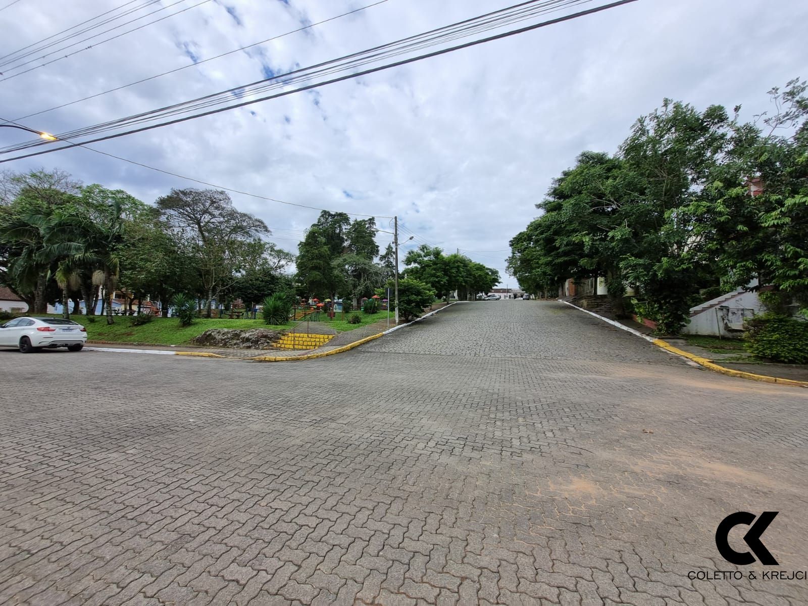 Casa à venda com 3 quartos, 126m² - Foto 14
