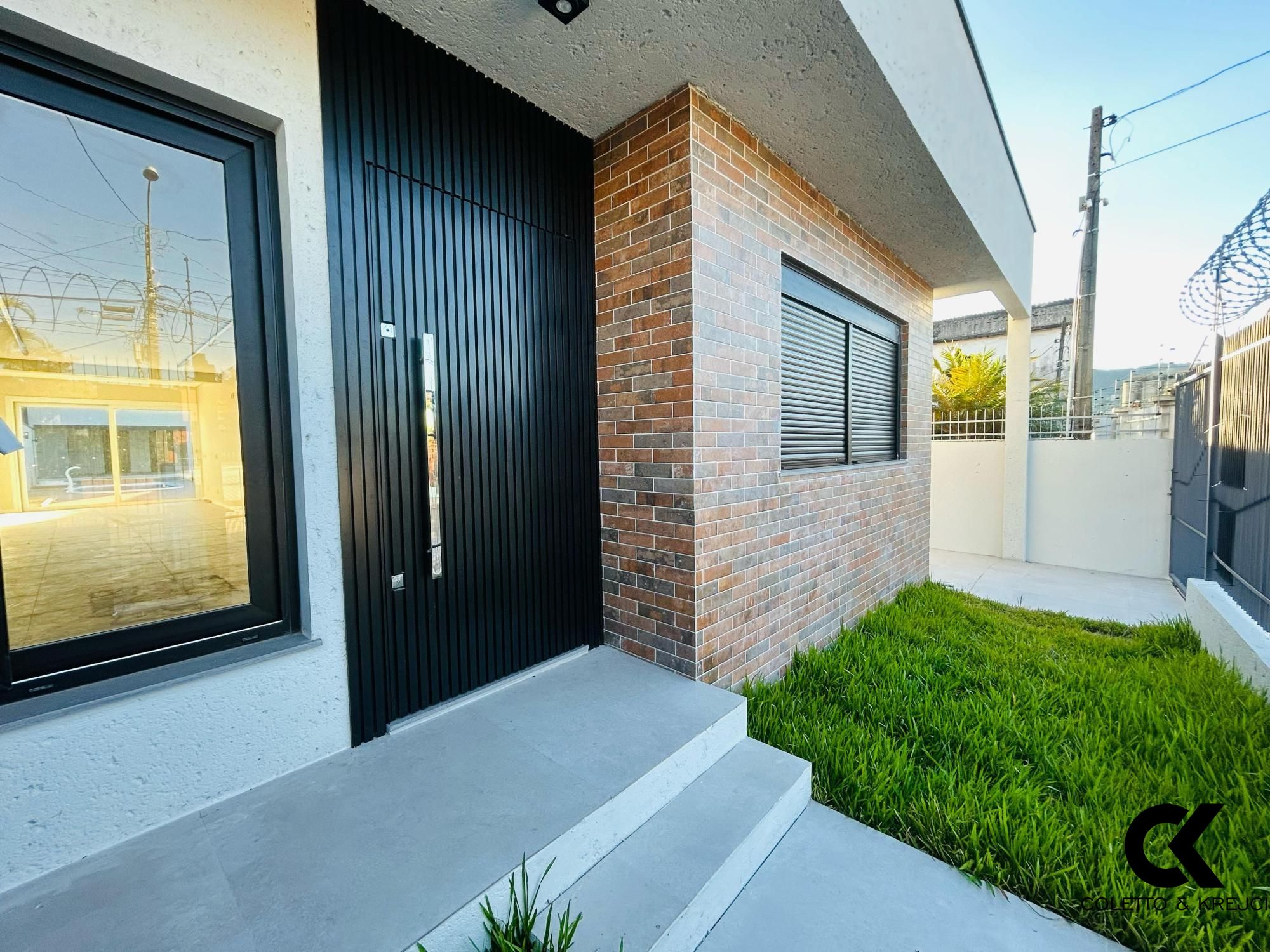 Casa à venda com 3 quartos, 102m² - Foto 14