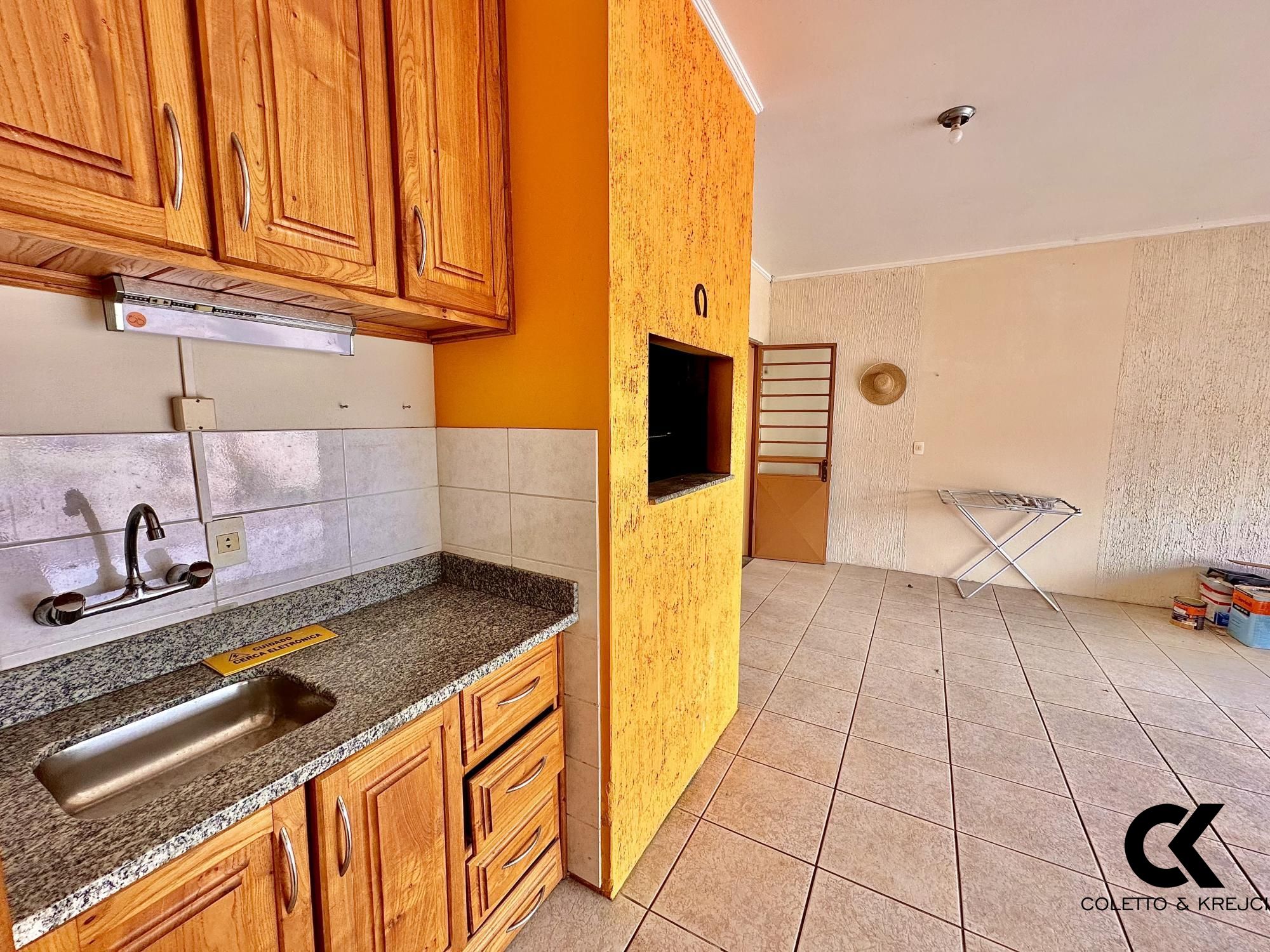 Casa, 4 quartos, 220 m² - Foto 4