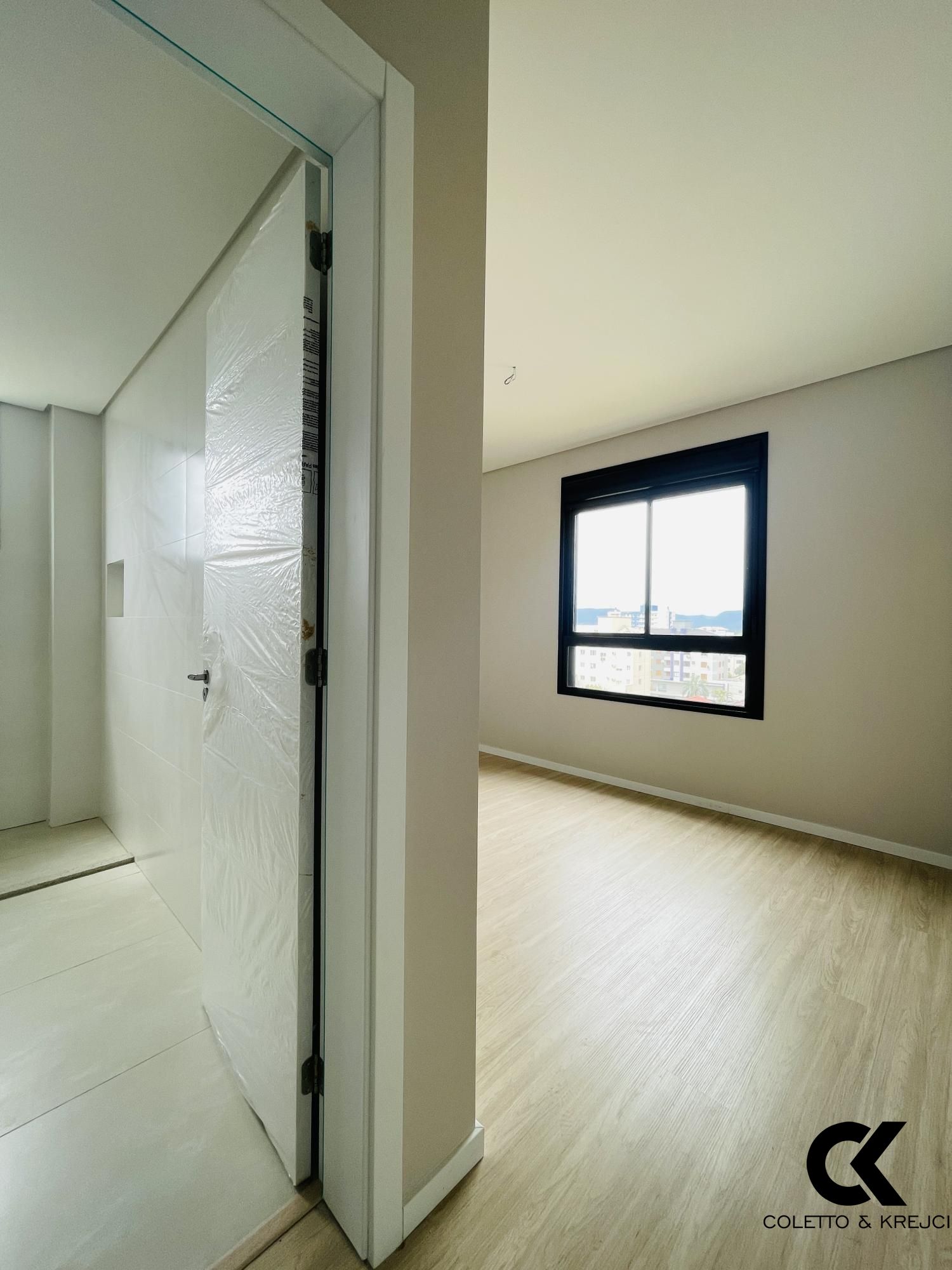 Apartamento à venda com 2 quartos, 79m² - Foto 15