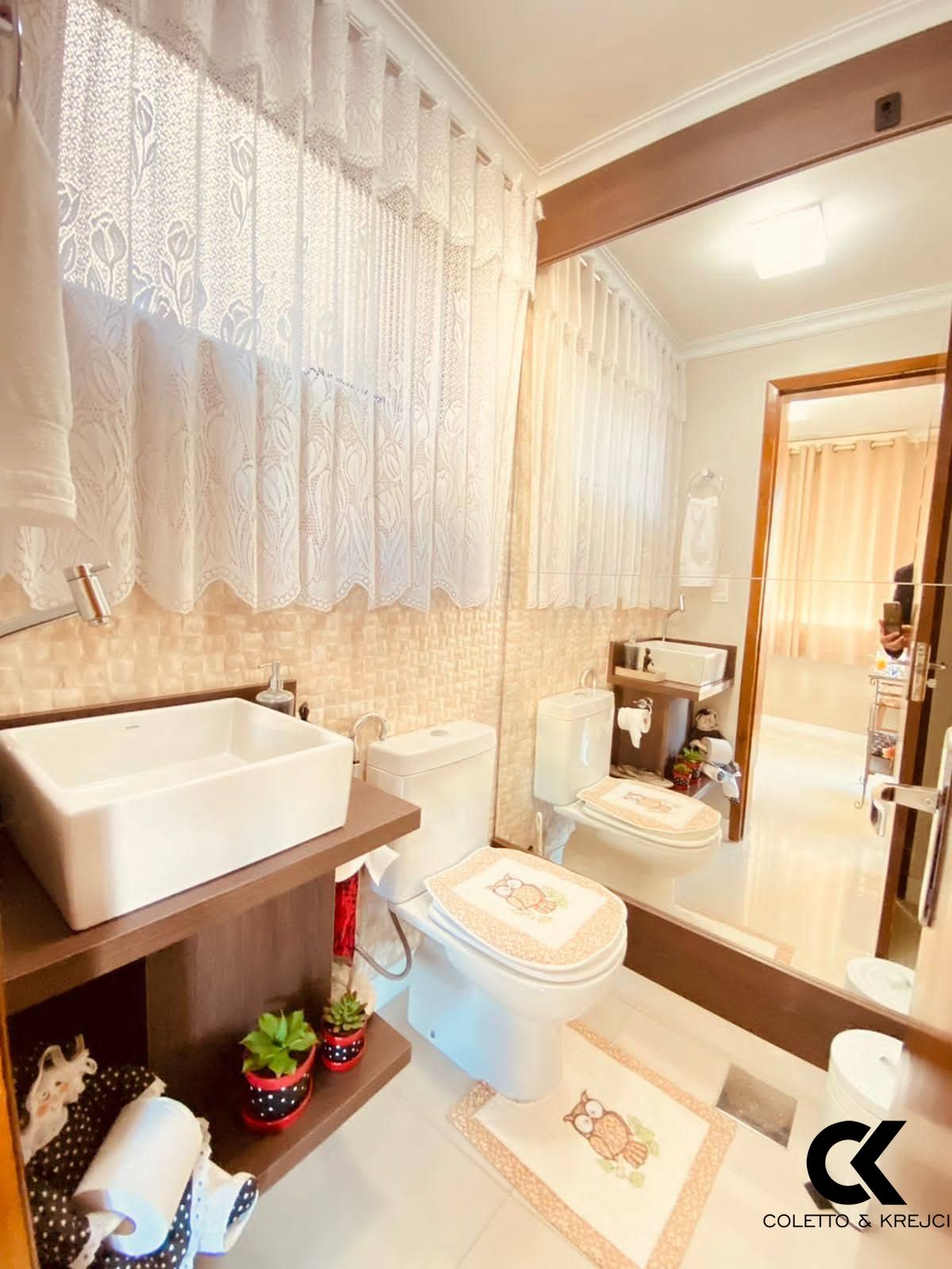 Cobertura, 3 quartos, 257 m² - Foto 32