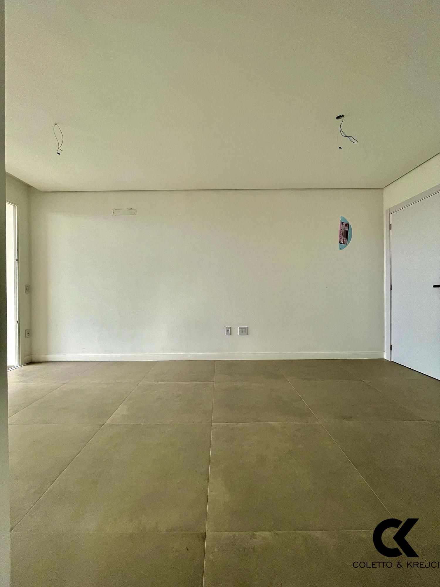 Apartamento à venda com 2 quartos, 66m² - Foto 17