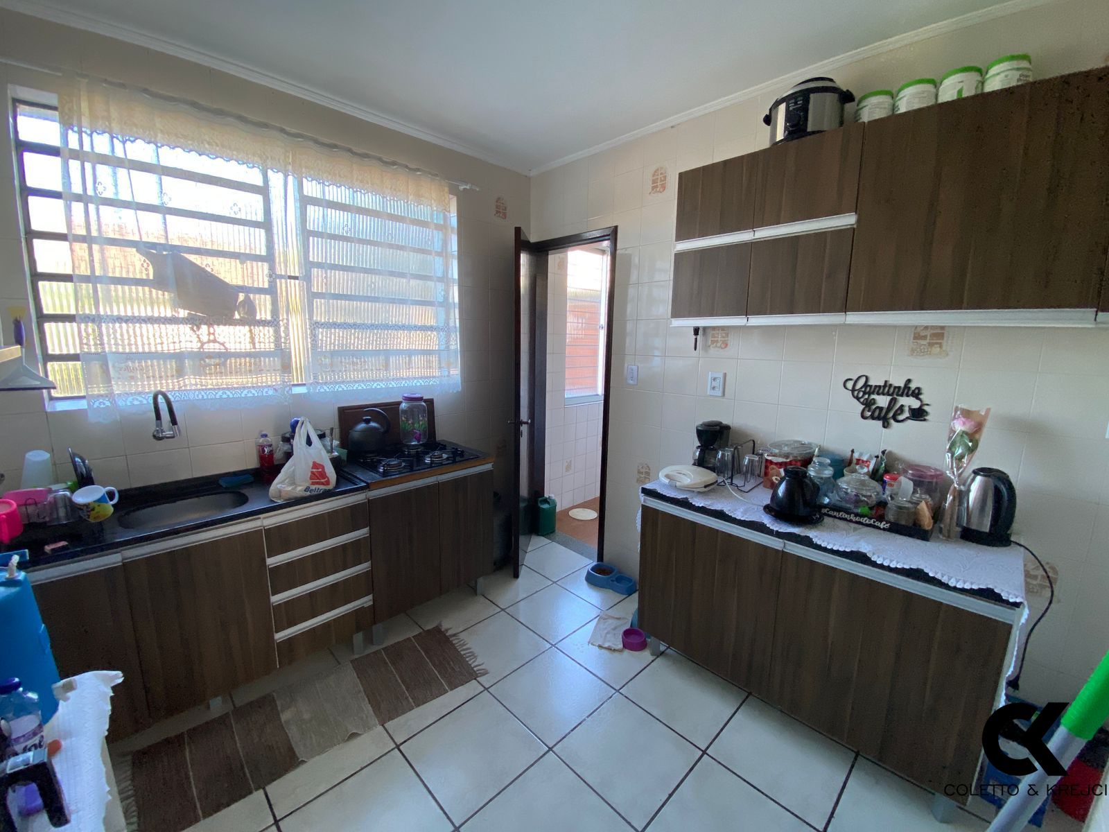 Apartamento à venda com 3 quartos, 107m² - Foto 2