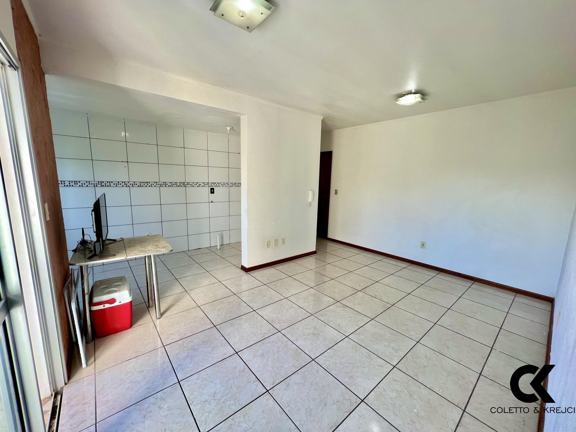 Apartamento à venda com 2 quartos, 60m² - Foto 2