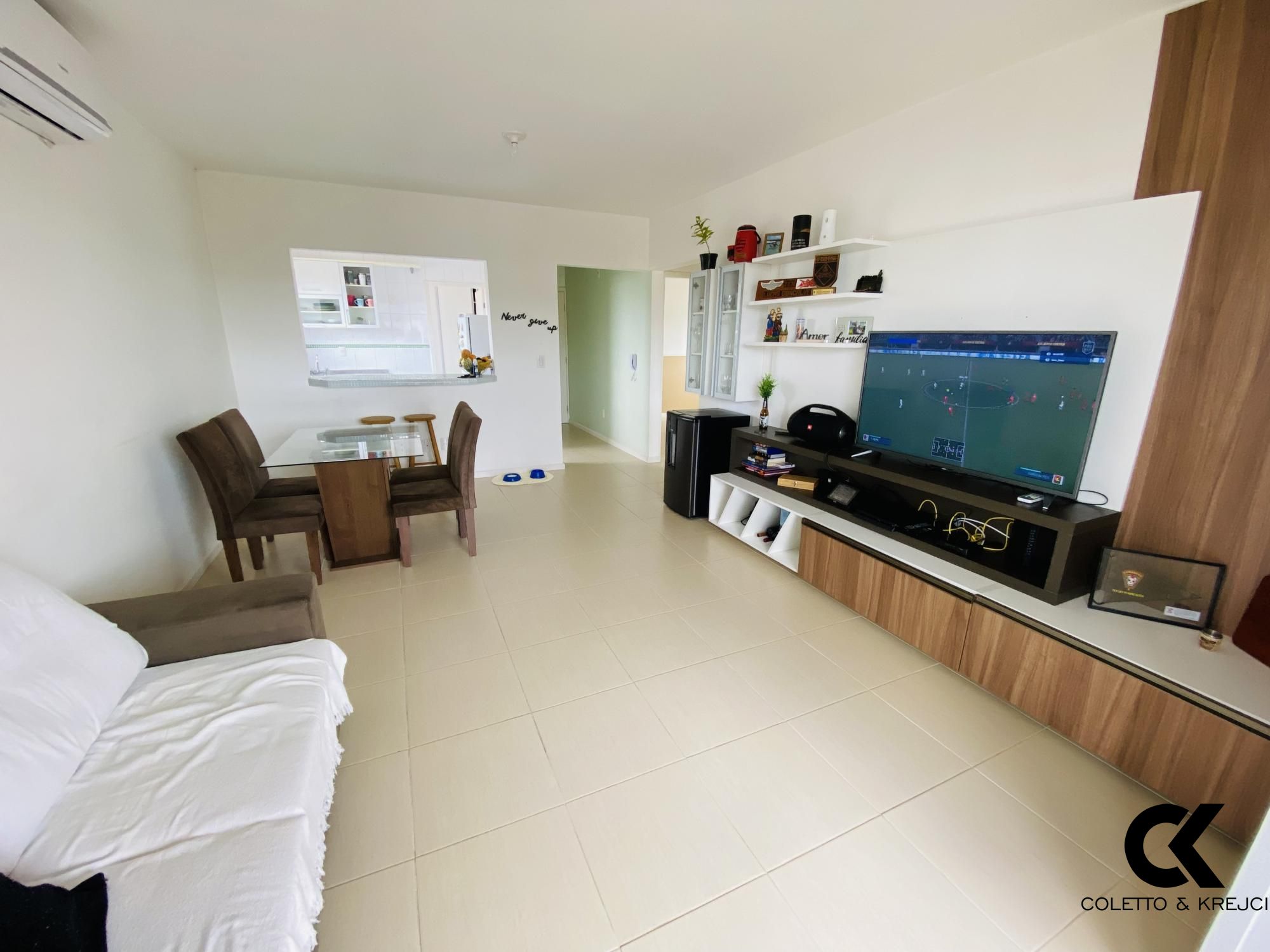 Apartamento à venda com 2 quartos, 83m² - Foto 5