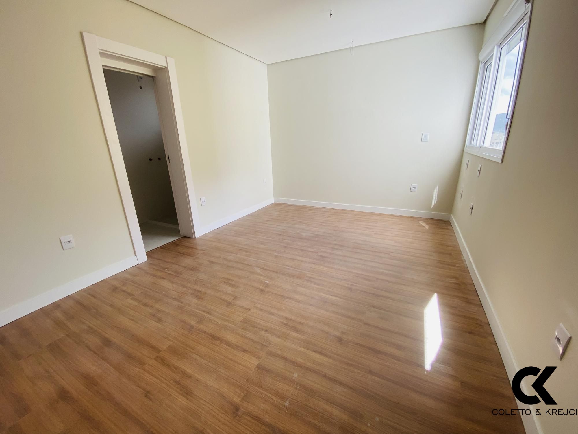 Apartamento à venda com 3 quartos, 211m² - Foto 13