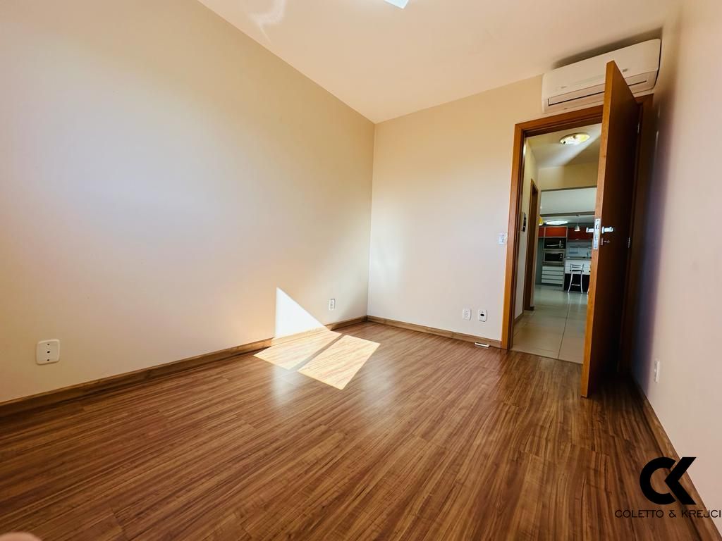 Apartamento à venda com 3 quartos, 93m² - Foto 20