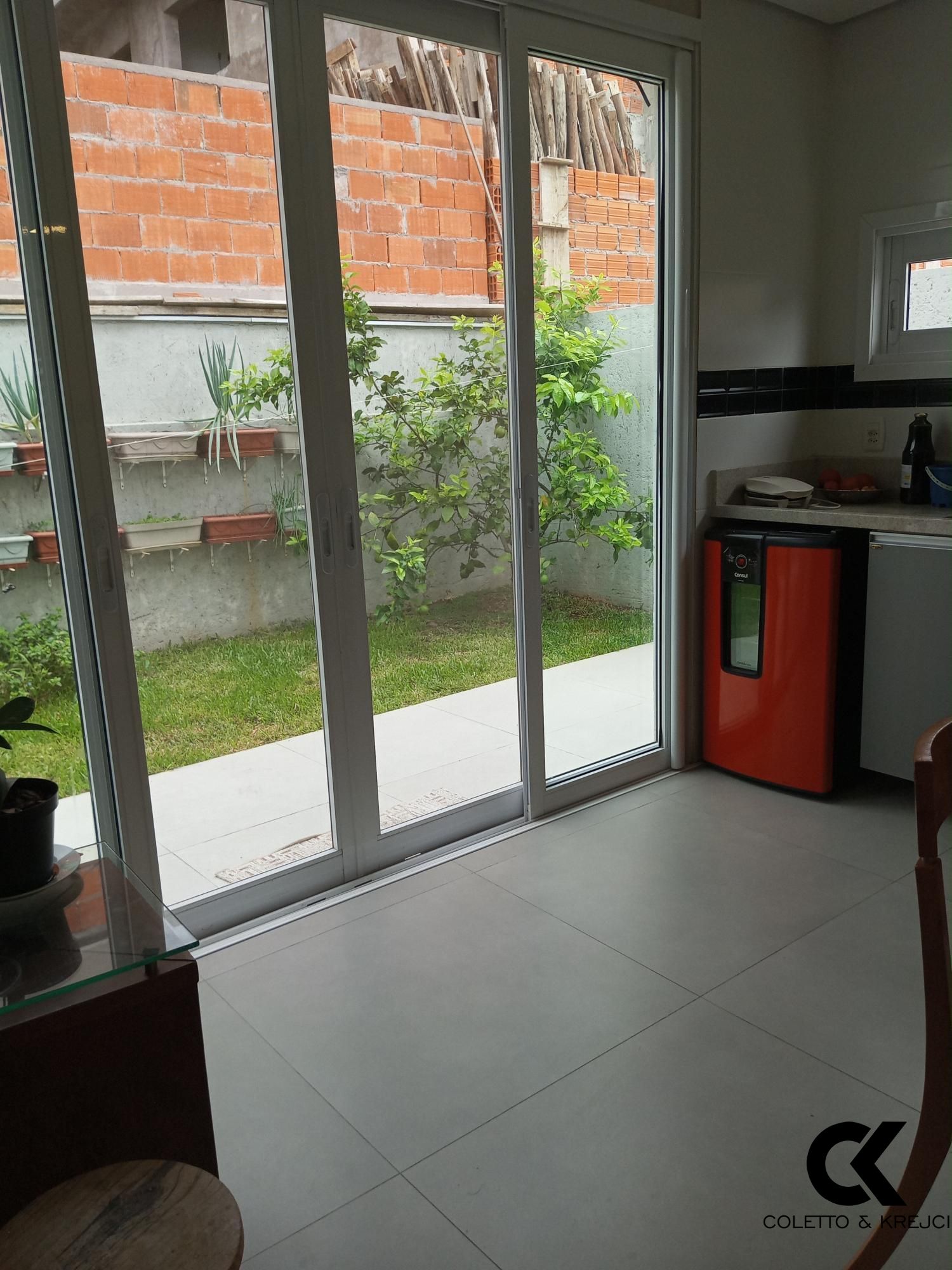 Casa de Condomínio à venda com 3 quartos, 288m² - Foto 8