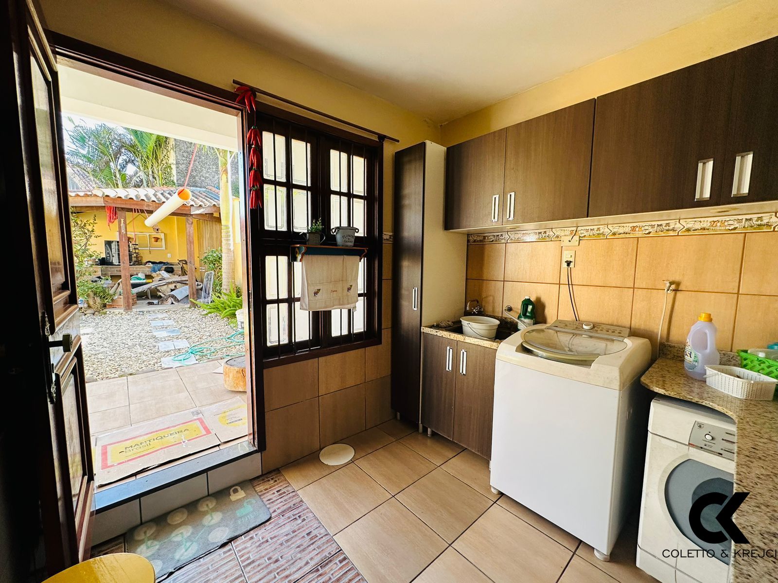 Casa, 3 quartos, 264 m² - Foto 35