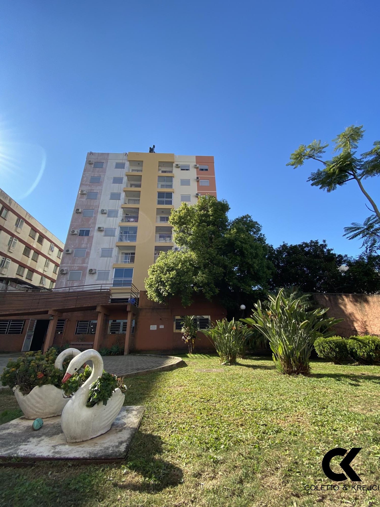 Apartamento à venda com 3 quartos, 87m² - Foto 24