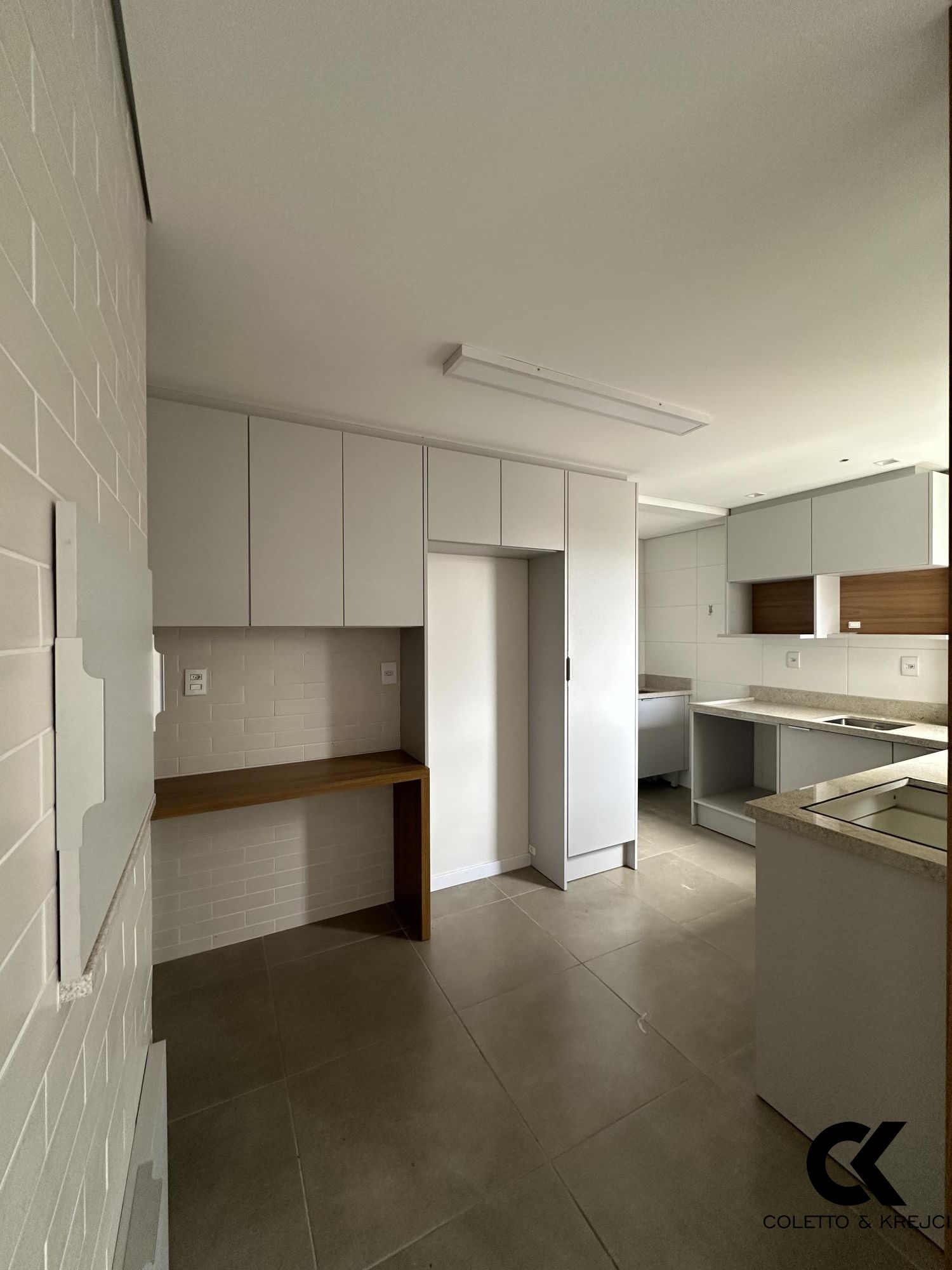 Apartamento à venda com 2 quartos, 81m² - Foto 16