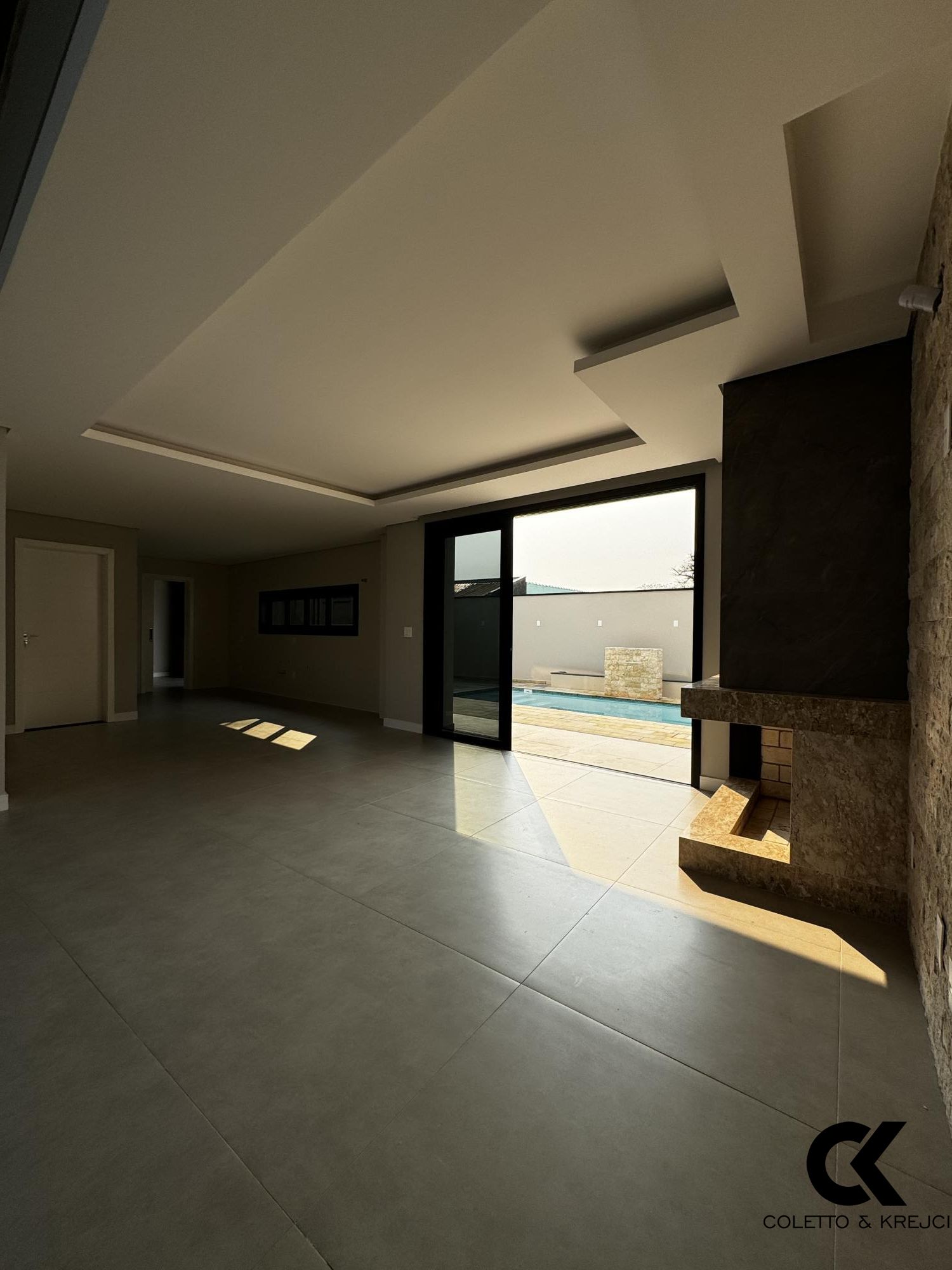 Casa, 4 quartos, 272 m² - Foto 5