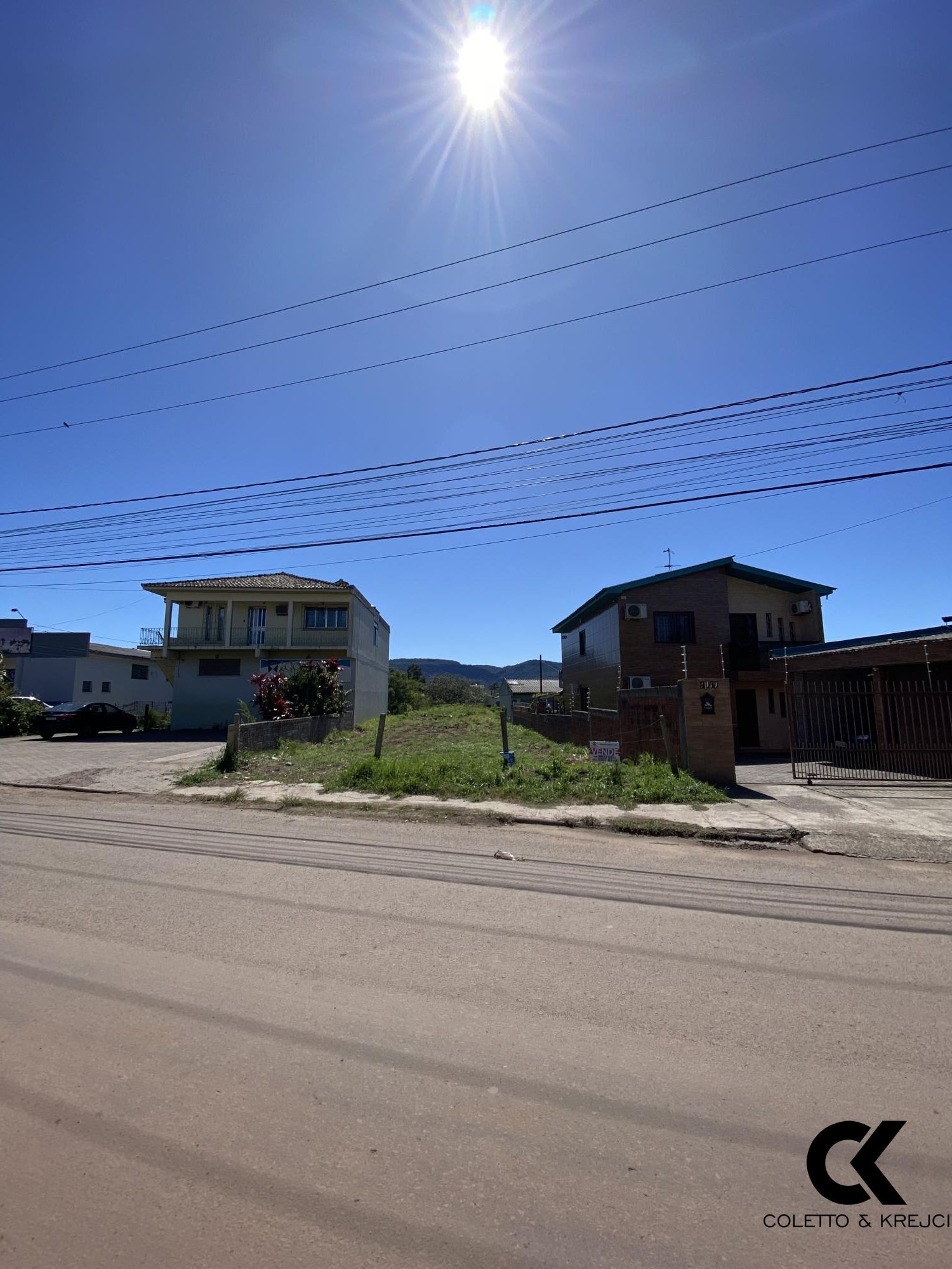 Terreno à venda e aluguel, 600m² - Foto 2