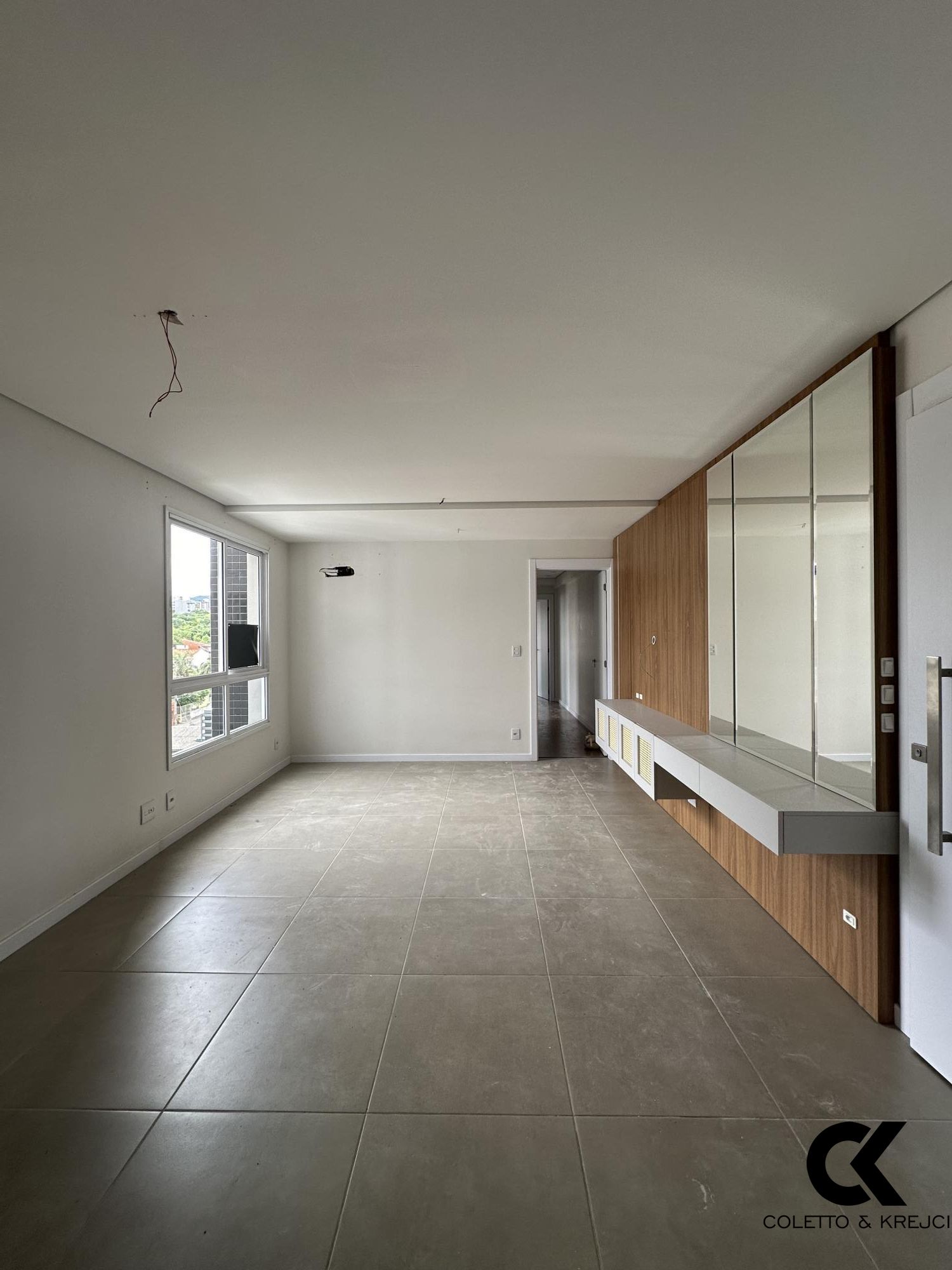 Apartamento à venda com 2 quartos, 81m² - Foto 12