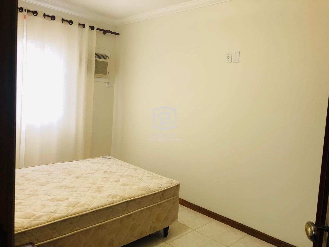 Apartamento à venda com 3 quartos, 110m² - Foto 11