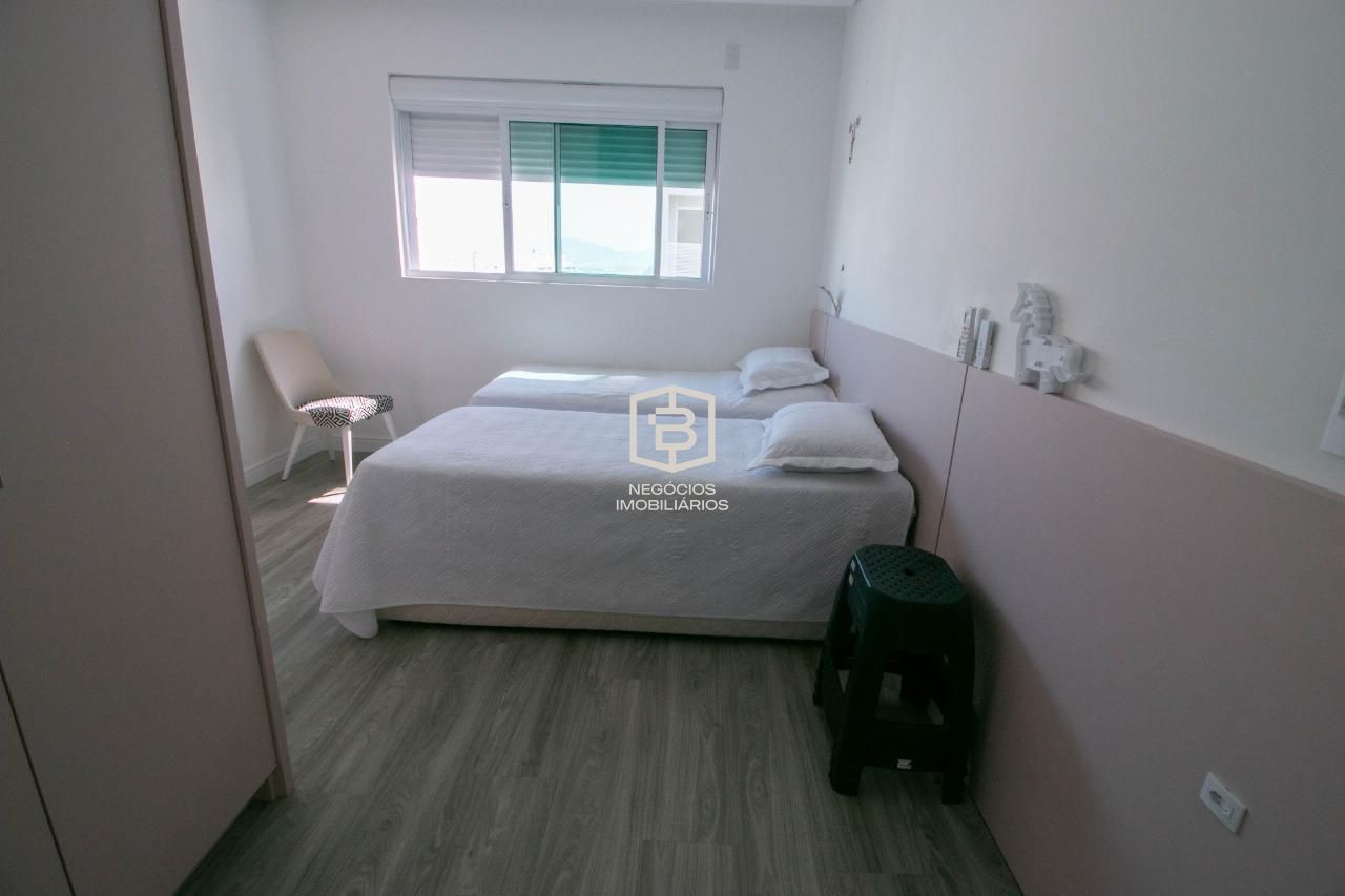 Apartamento à venda com 4 quartos, 193m² - Foto 6