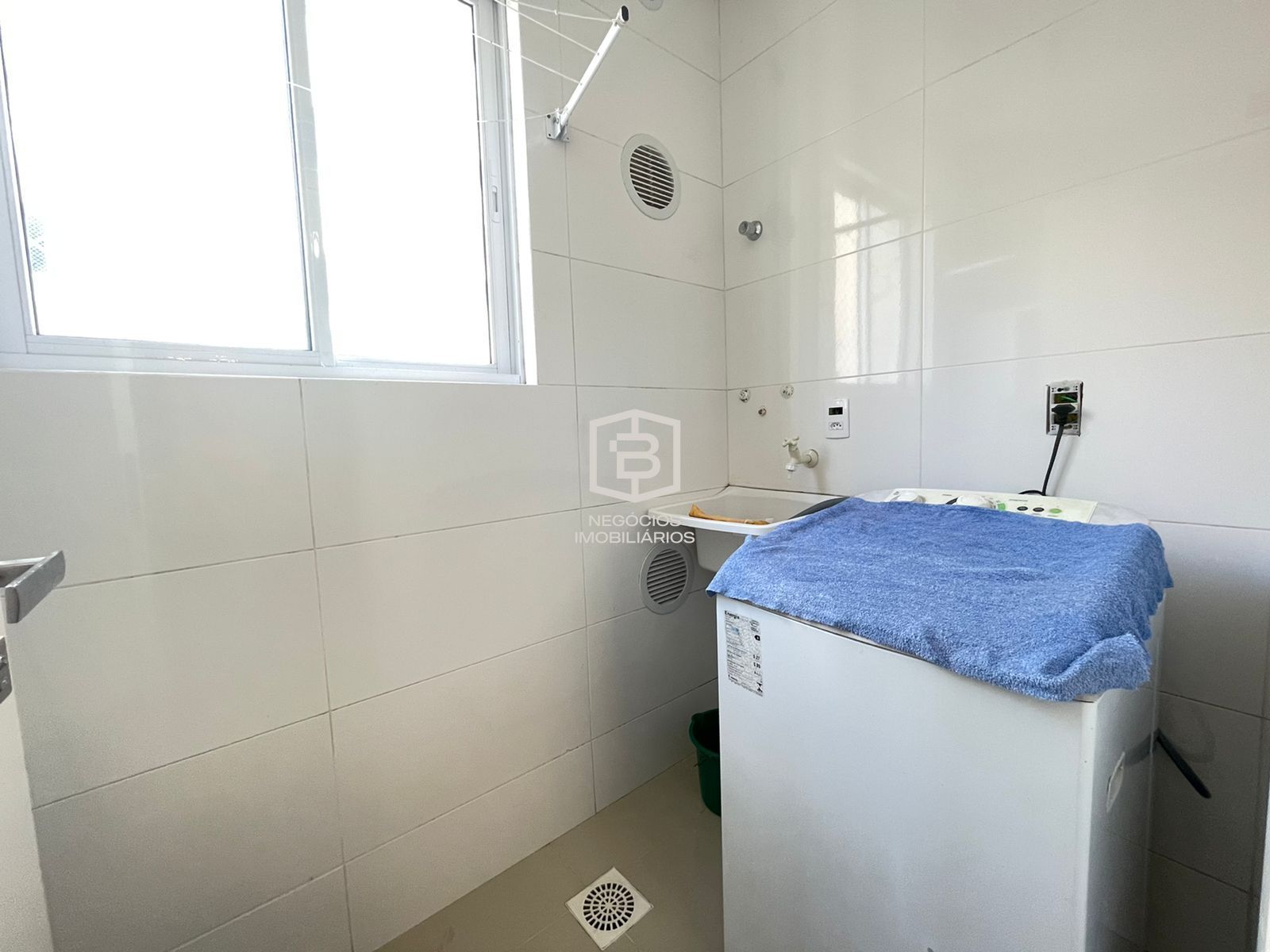 Apartamento à venda com 3 quartos, 118m² - Foto 15