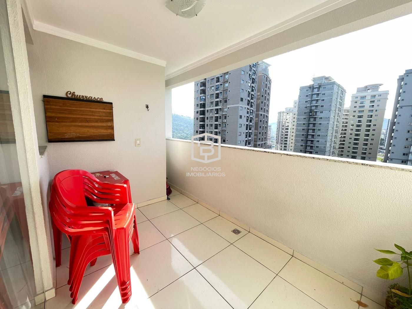 Apartamento à venda com 2 quartos, 70m² - Foto 10