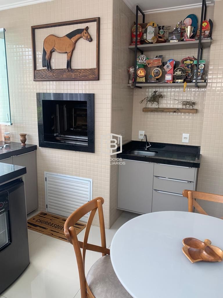 Apartamento à venda com 3 quartos, 130m² - Foto 22