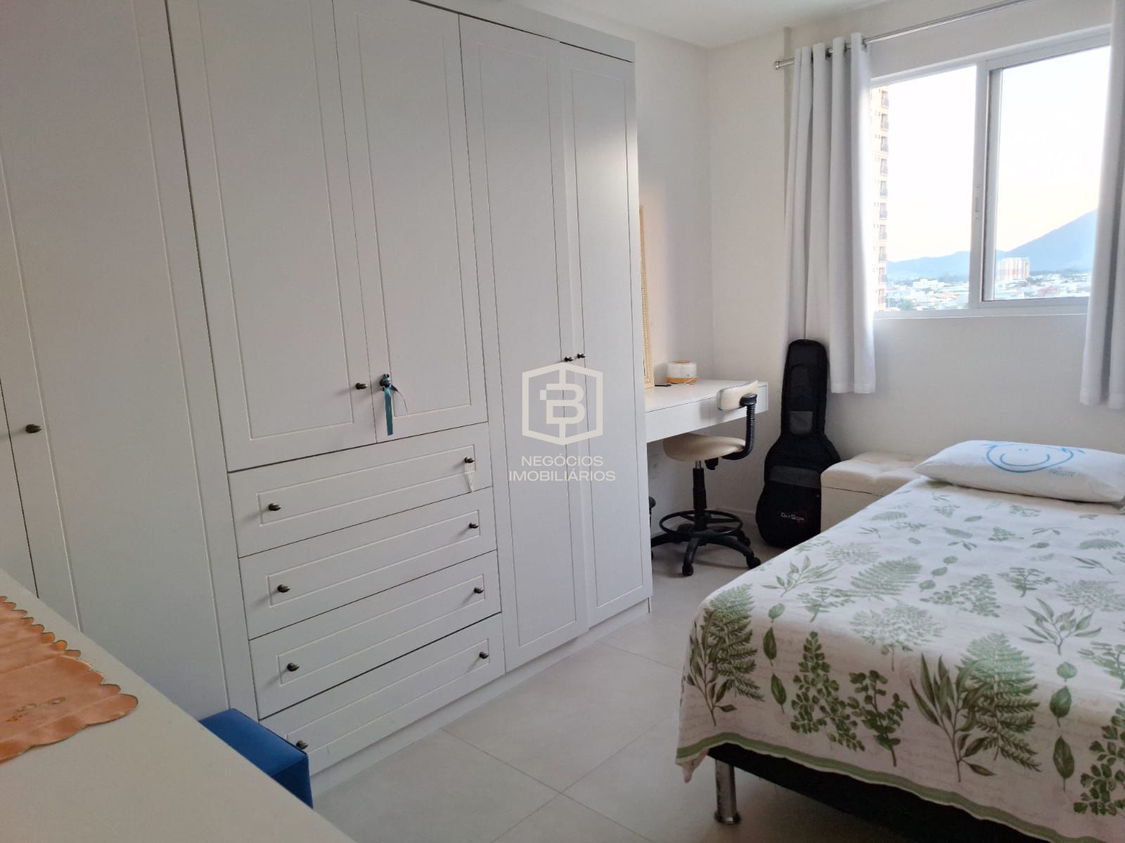 Apartamento à venda com 3 quartos, 115m² - Foto 11