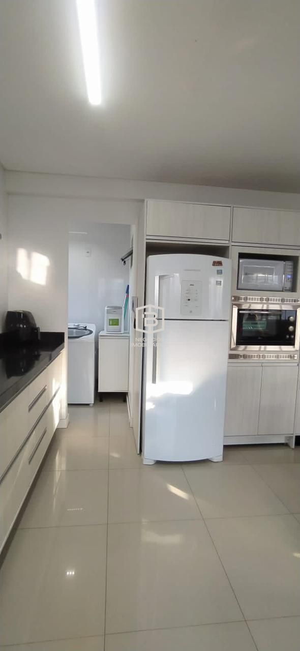 Apartamento à venda com 2 quartos, 76m² - Foto 5