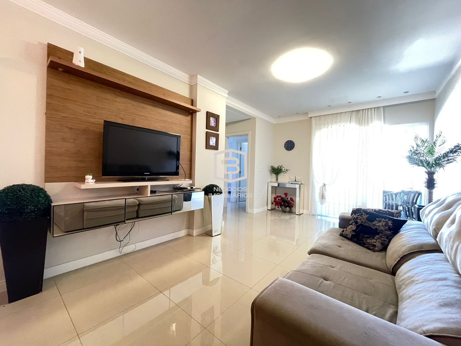 Apartamento à venda com 3 quartos, 118m² - Foto 6