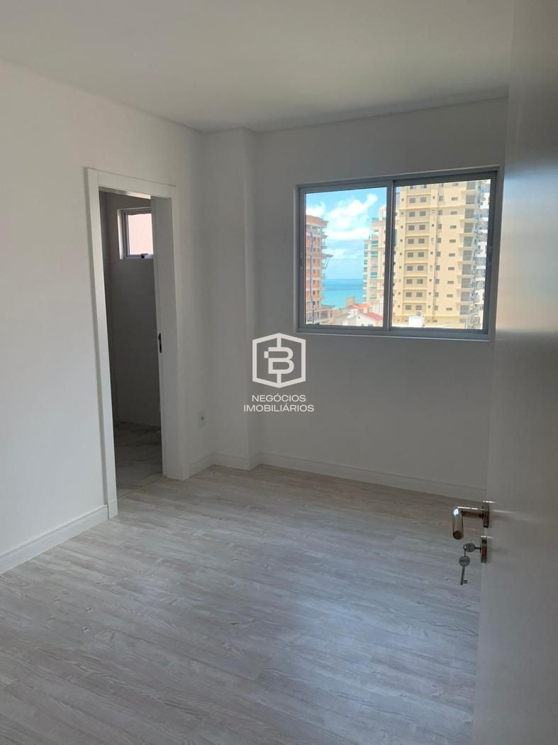 Apartamento à venda com 4 quartos, 149m² - Foto 6