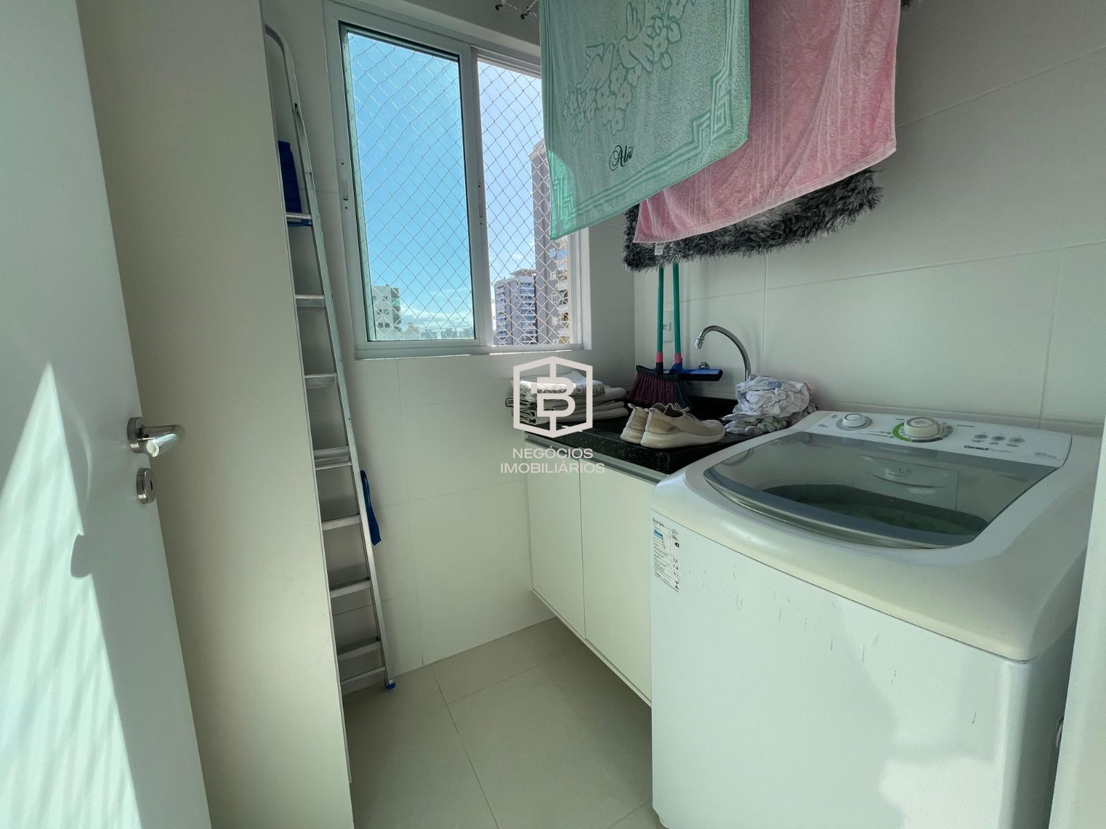 Apartamento à venda com 3 quartos, 109m² - Foto 9