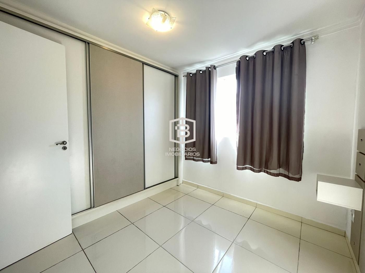 Apartamento à venda com 2 quartos, 70m² - Foto 12