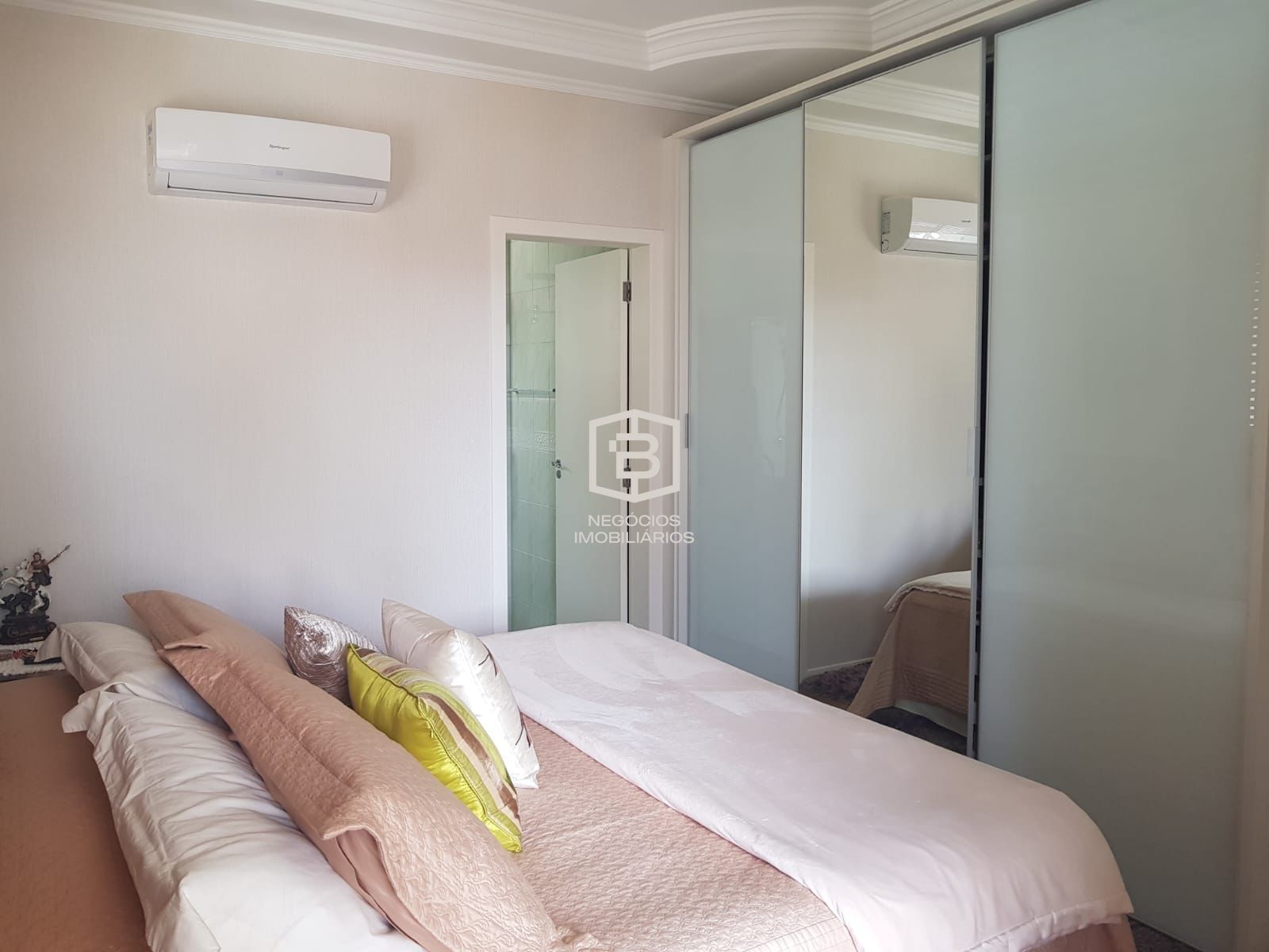 Apartamento à venda com 3 quartos, 129m² - Foto 18