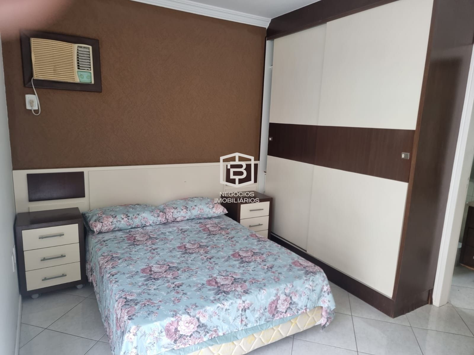 Apartamento à venda com 4 quartos, 185m² - Foto 8