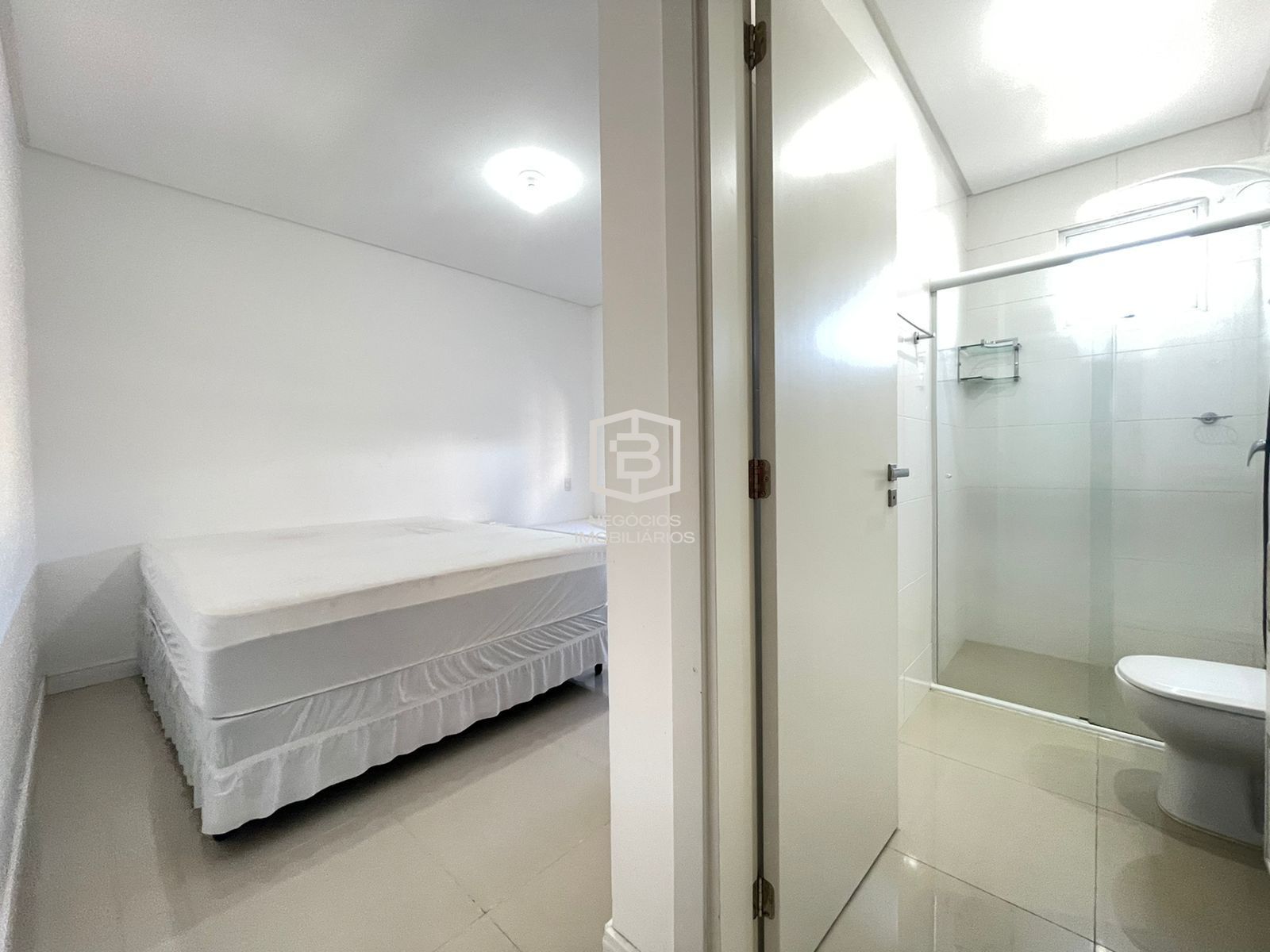 Apartamento à venda com 3 quartos, 118m² - Foto 22