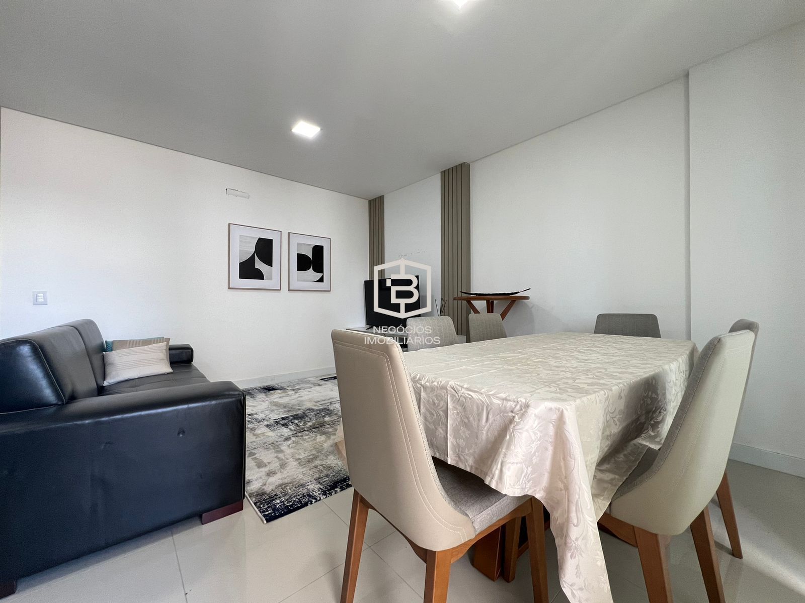 Apartamento à venda com 2 quartos, 78m² - Foto 6