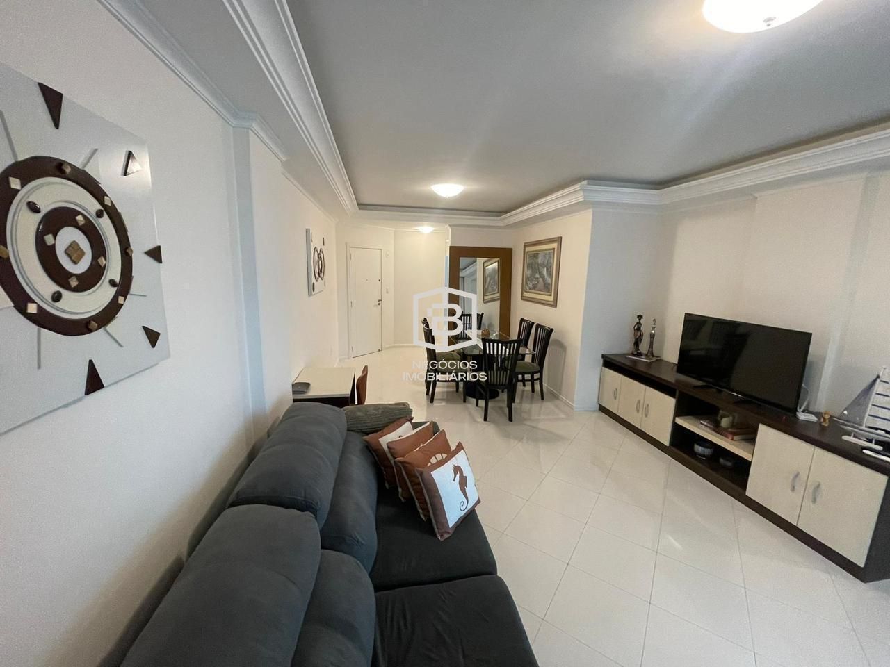 Apartamento à venda com 3 quartos, 130m² - Foto 5