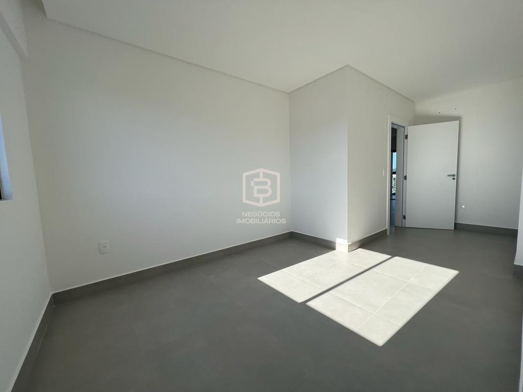 Apartamento à venda com 3 quartos, 115m² - Foto 22