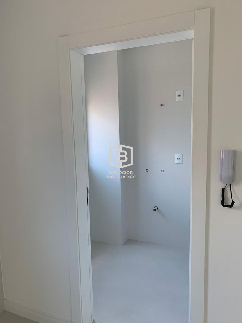 Apartamento à venda com 4 quartos, 149m² - Foto 17