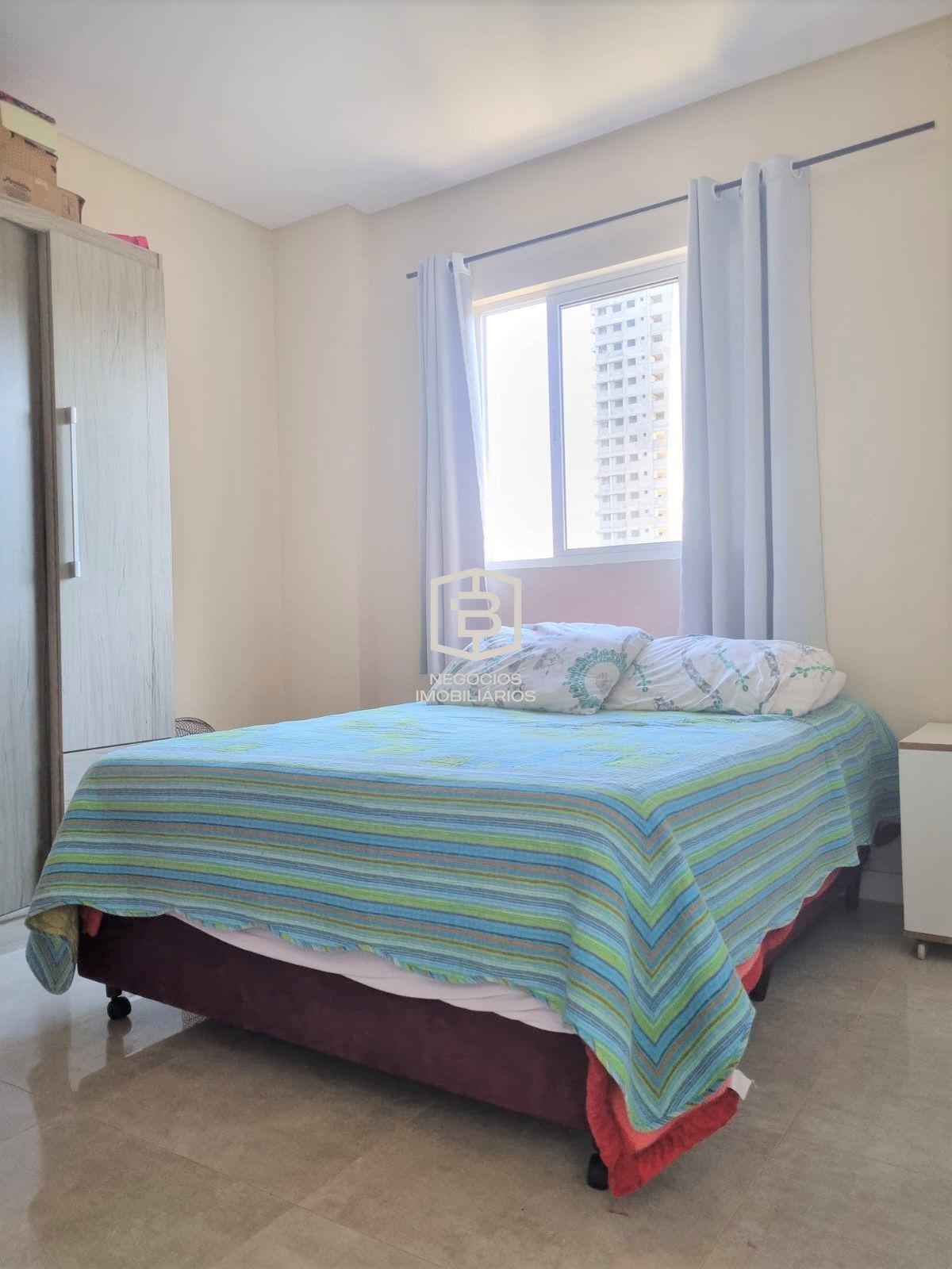 Apartamento à venda com 2 quartos, 70m² - Foto 10