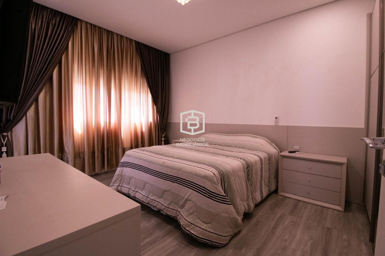 Apartamento à venda com 4 quartos, 193m² - Foto 7