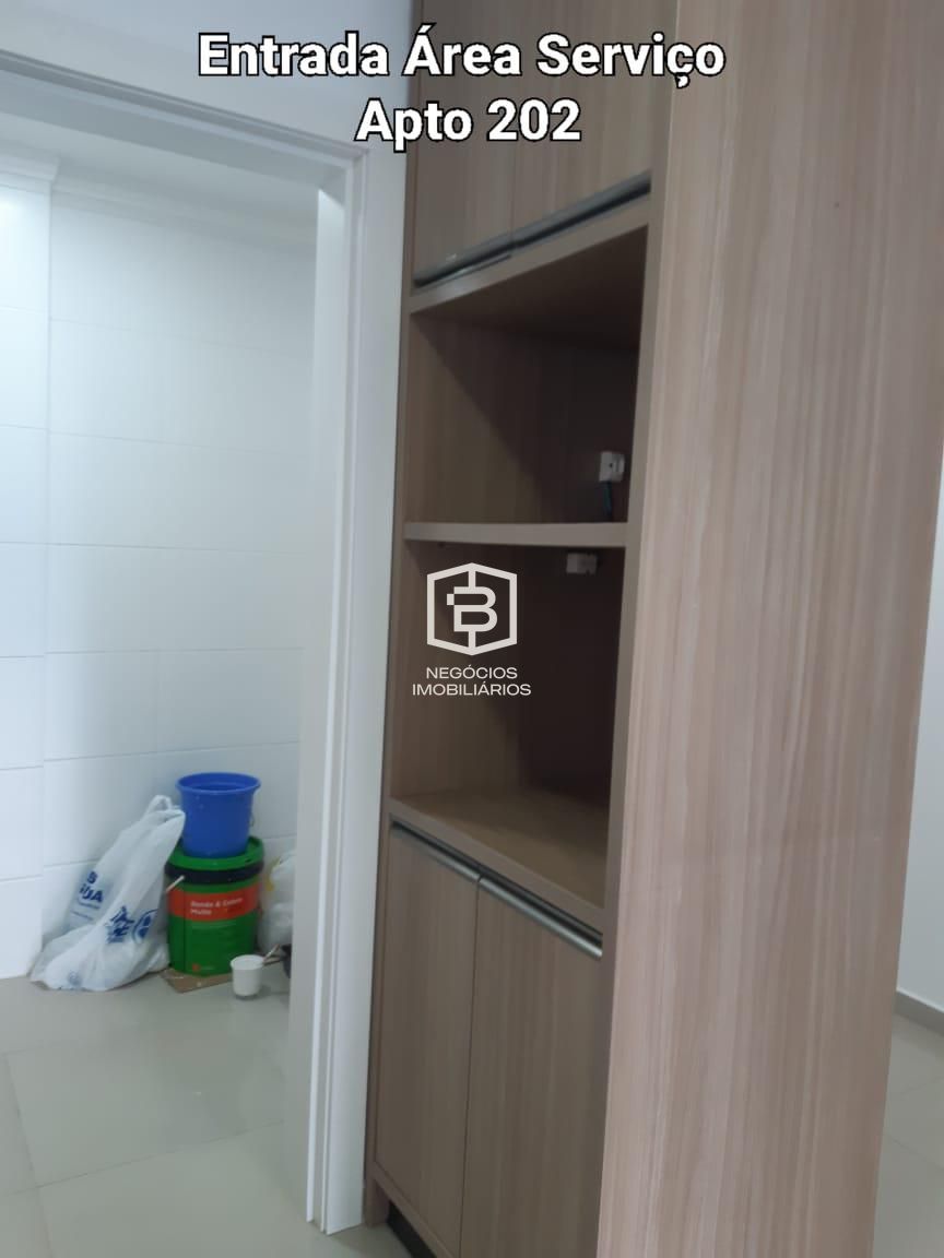 Apartamento à venda com 2 quartos, 63m² - Foto 4