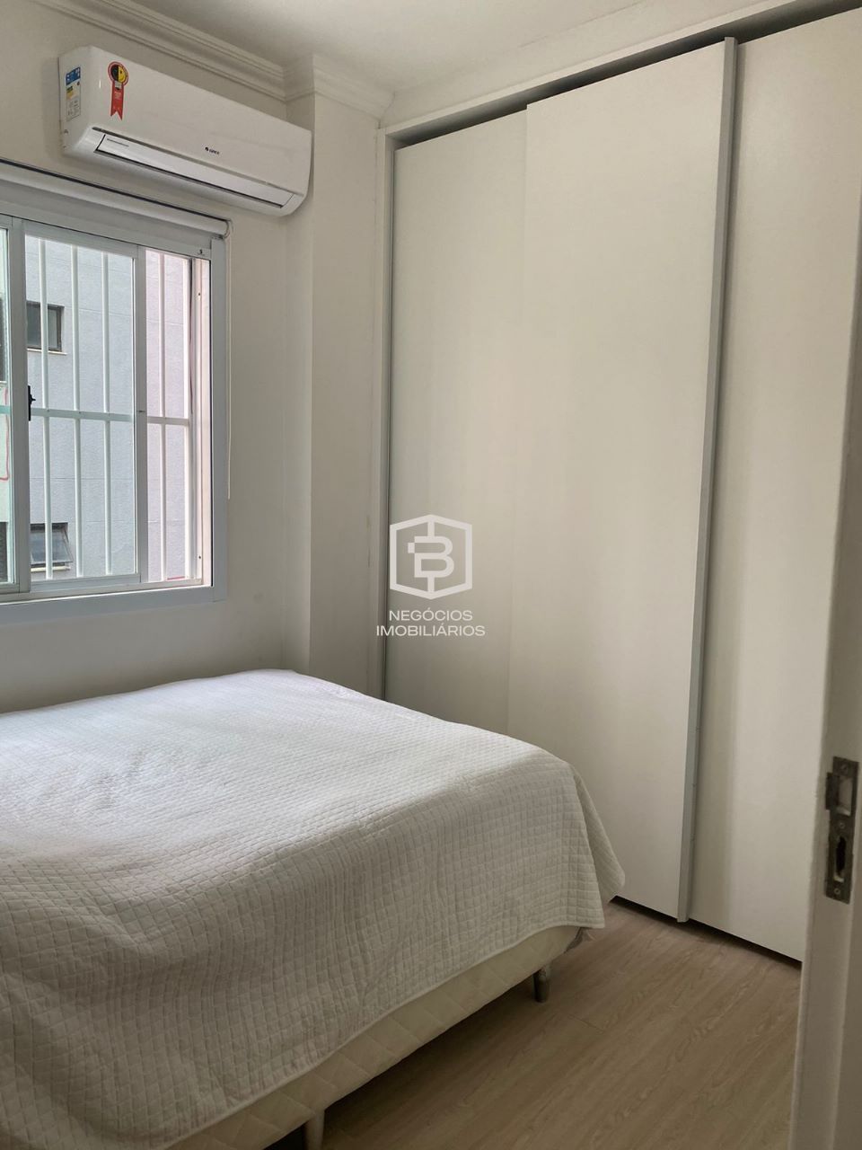 Apartamento à venda com 3 quartos, 112m² - Foto 10