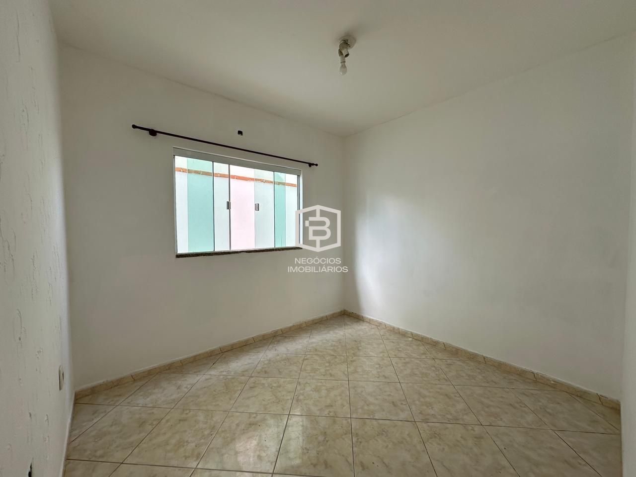 Casa à venda com 6 quartos, 245m² - Foto 14