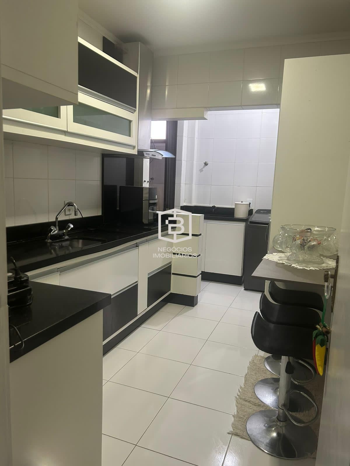 Apartamento à venda com 3 quartos, 126m² - Foto 5