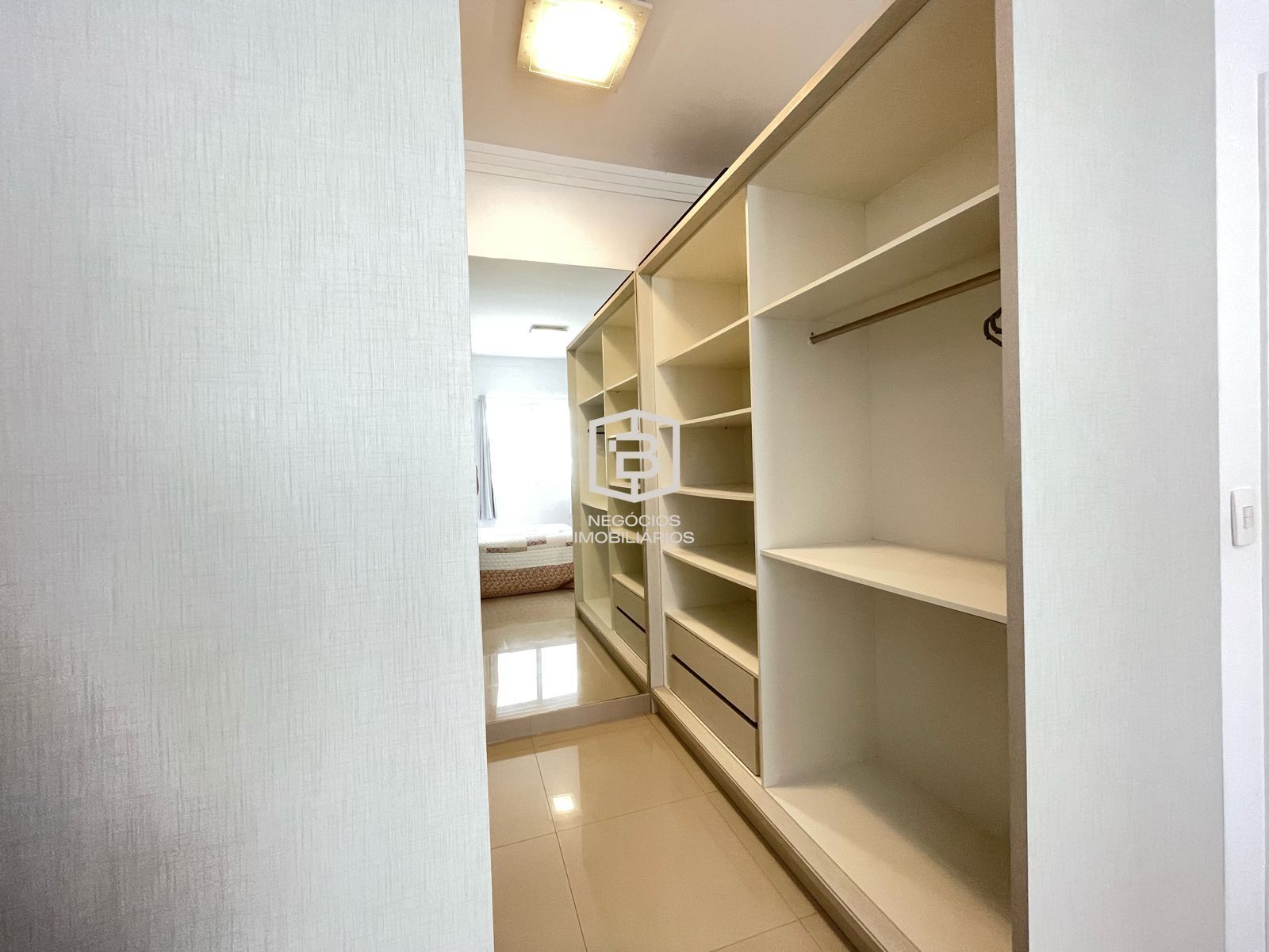 Apartamento à venda com 3 quartos, 135m² - Foto 16