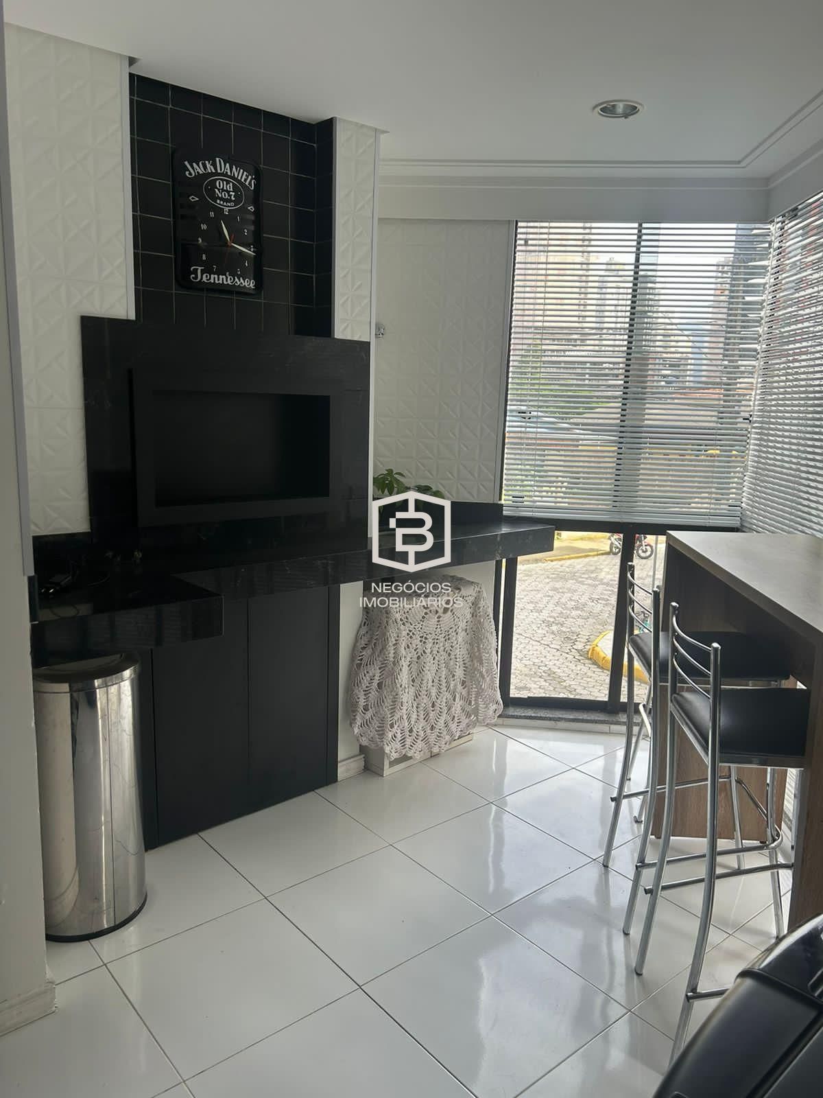 Apartamento à venda com 3 quartos, 126m² - Foto 18