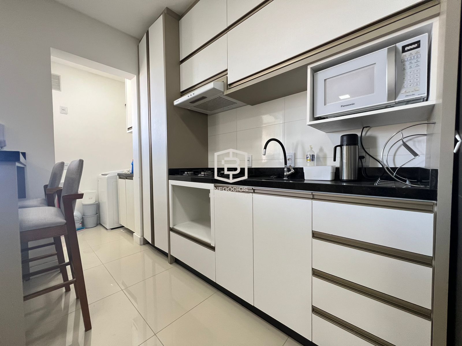 Apartamento à venda com 2 quartos, 78m² - Foto 9