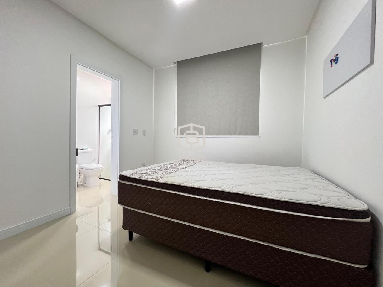 Apartamento à venda com 4 quartos, 145m² - Foto 11