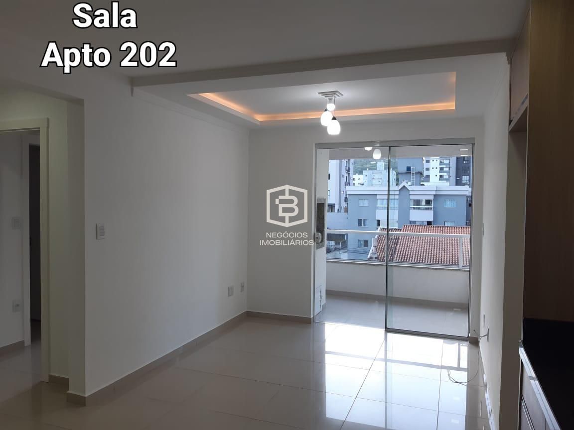 Apartamento à venda com 2 quartos, 63m² - Foto 1